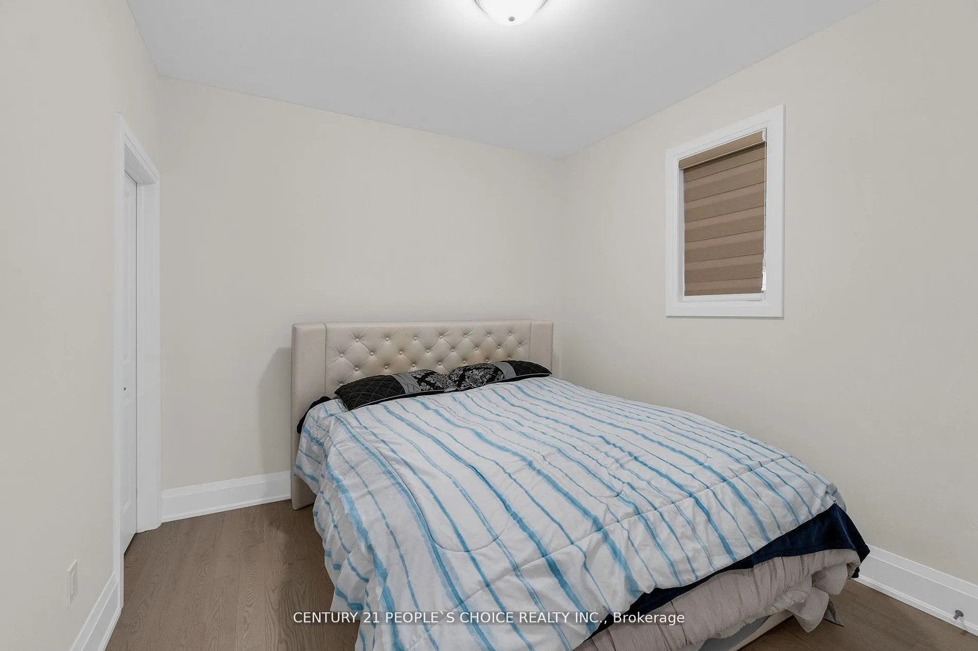 10 Tweedhill Avenue