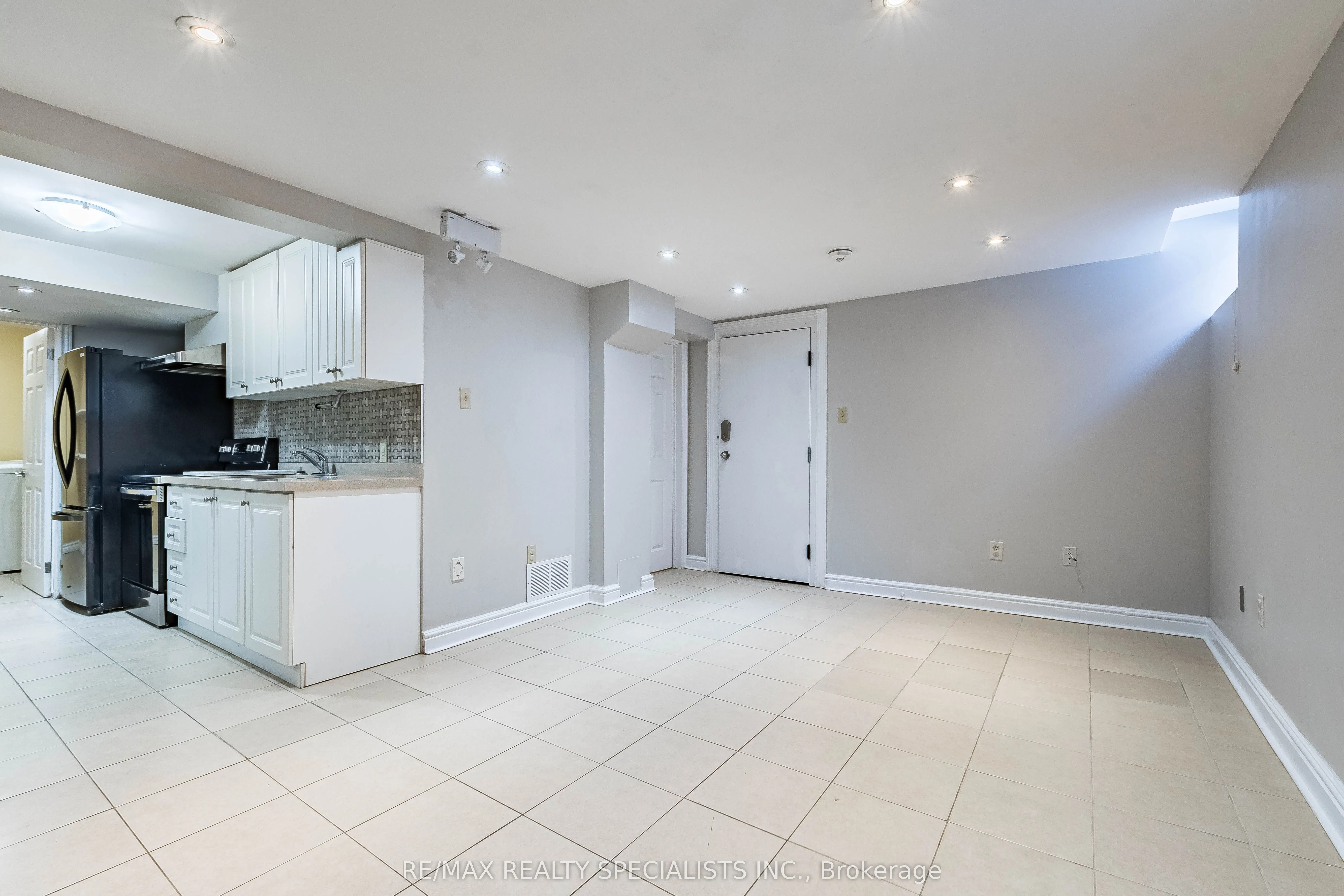 36 Smye Court