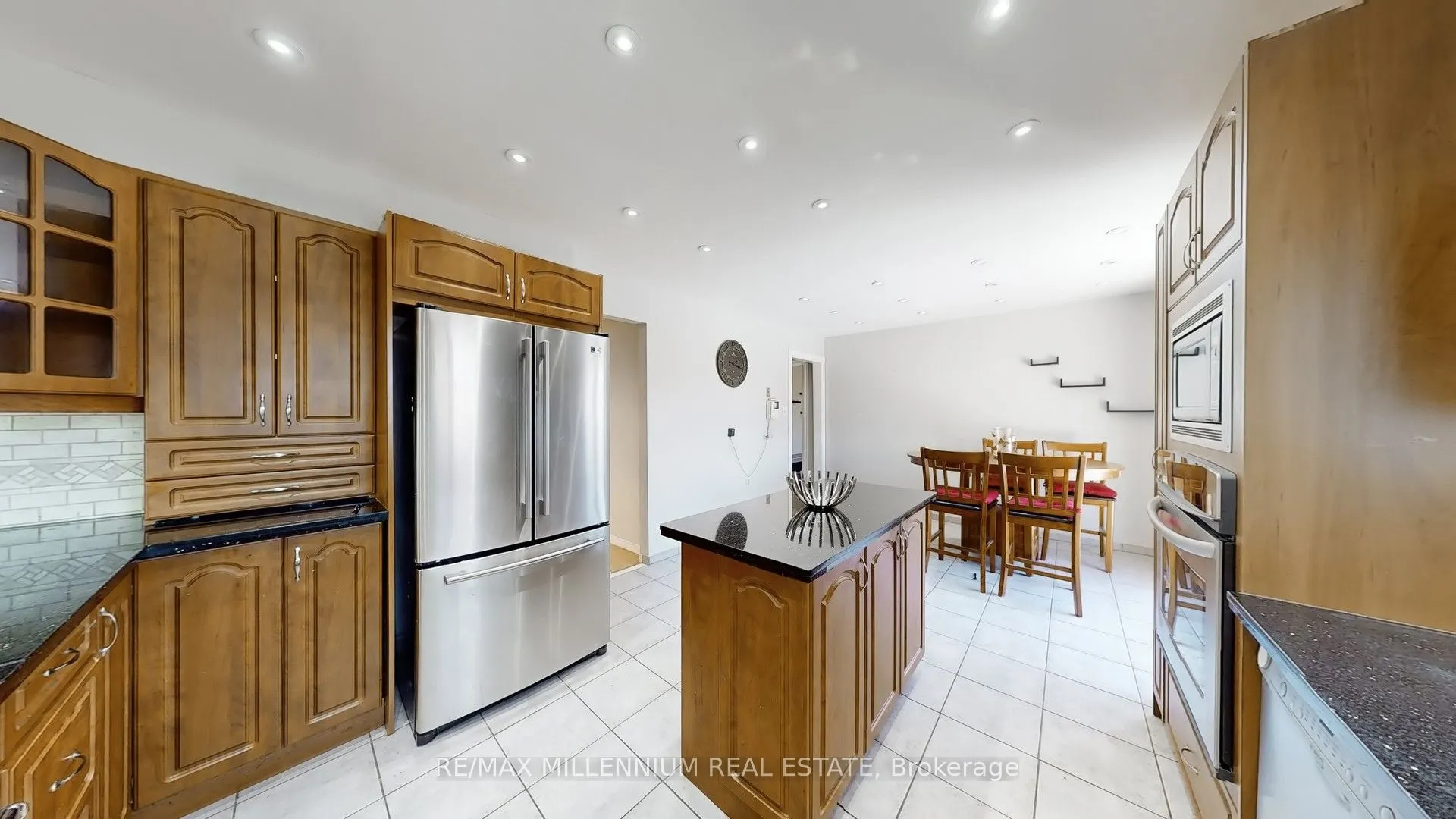 27 Dundalk Crescent