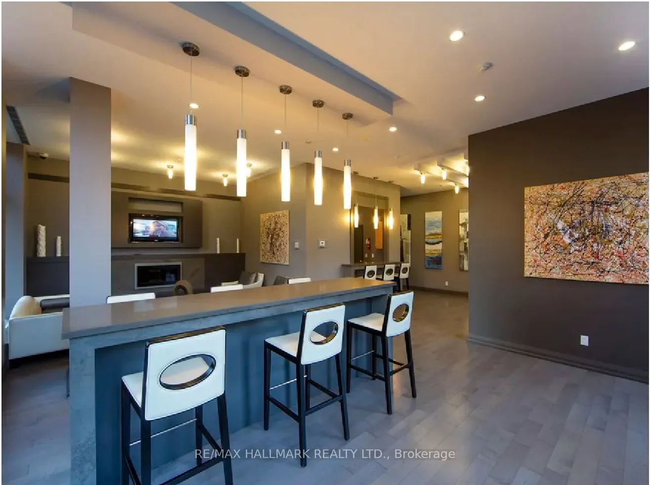 5191 Dundas Street W, #305