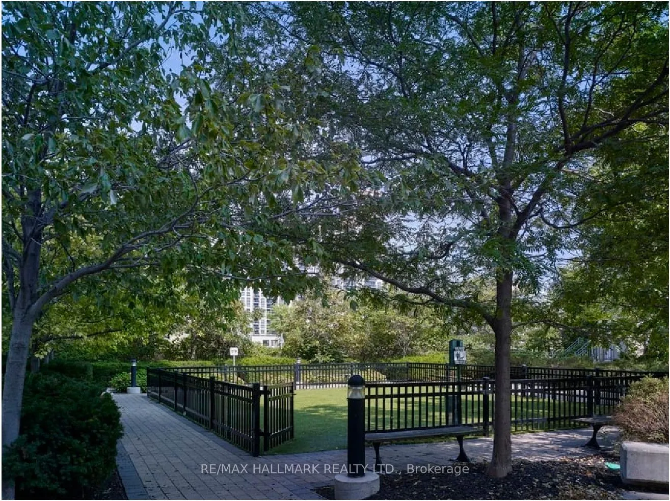 5191 Dundas Street W, #305
