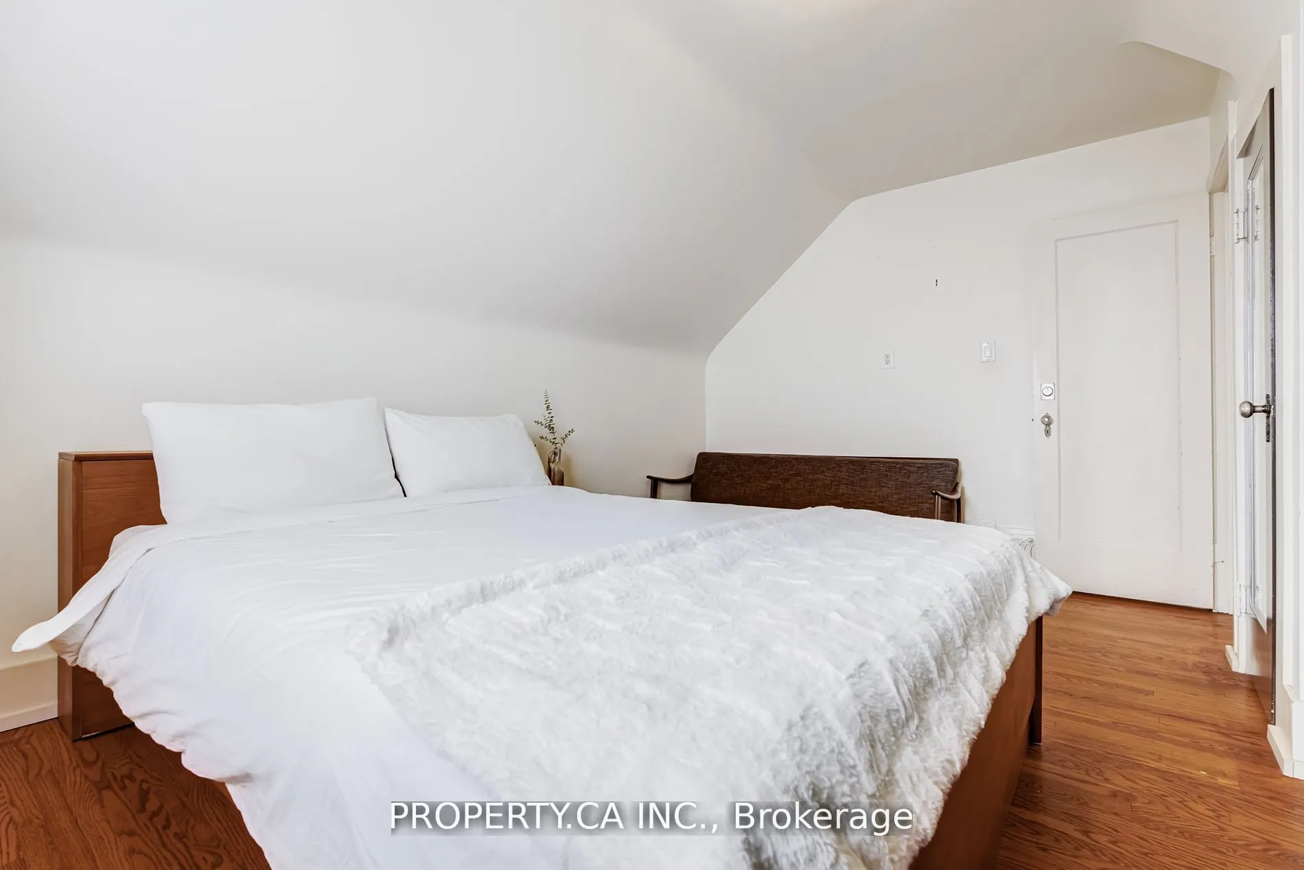 50 South Kingsway