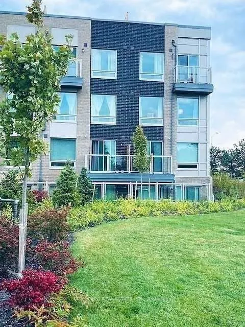 7 Applewood Lane, #213