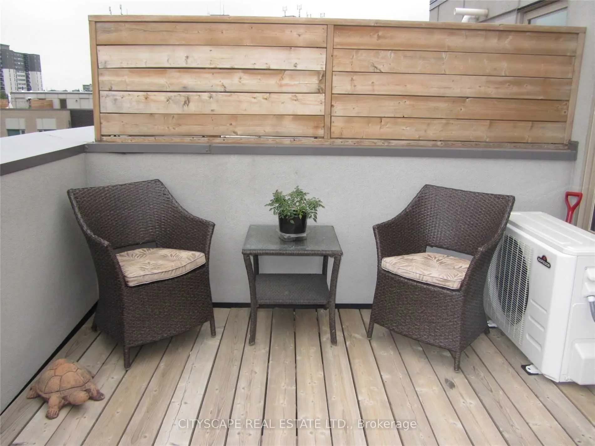 7 Applewood Lane, #213