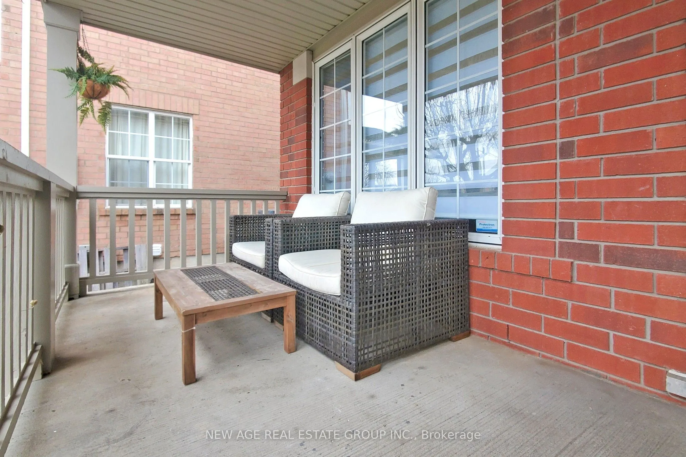 1506 Harwood Drive