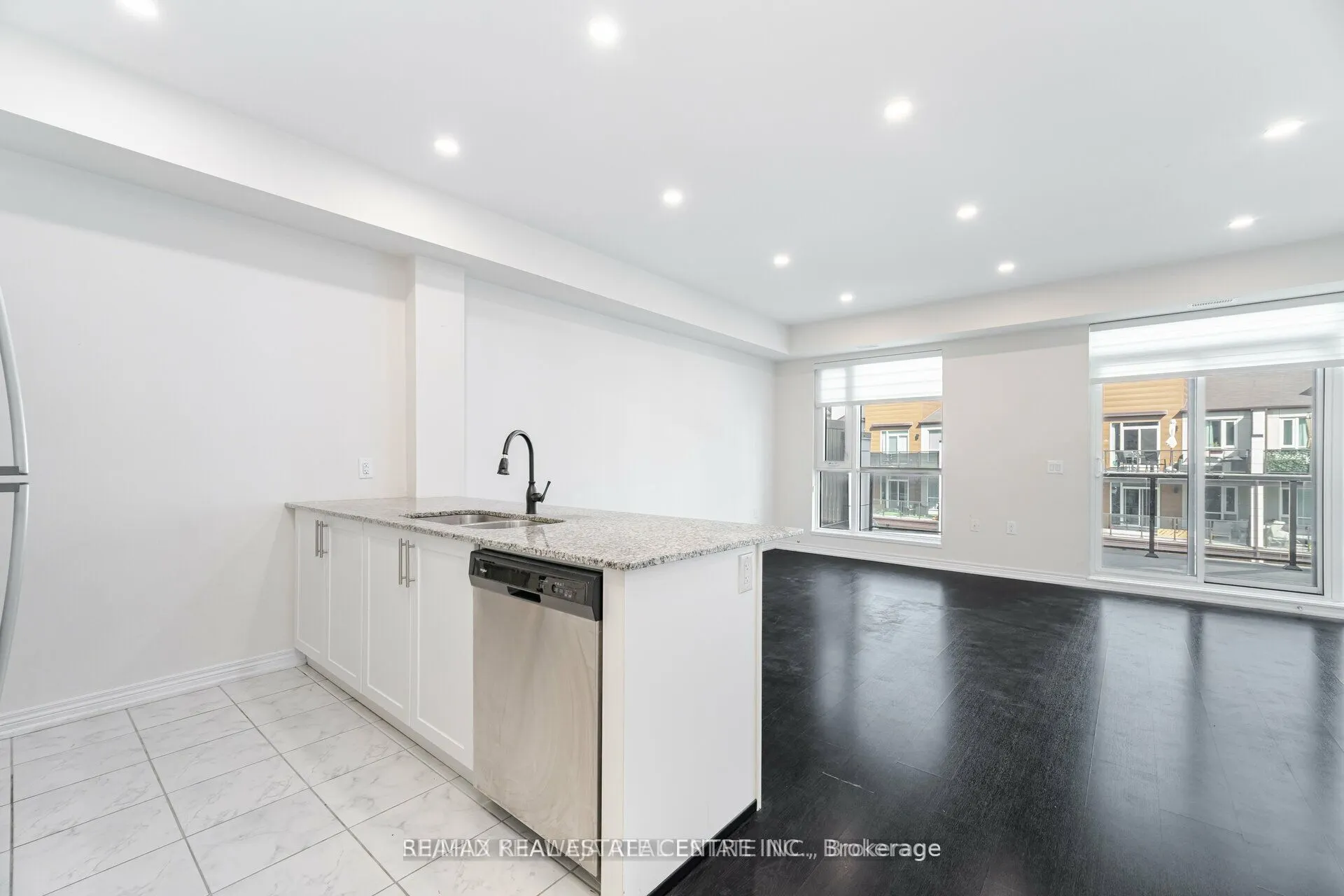 2375 Bronte Road, #307