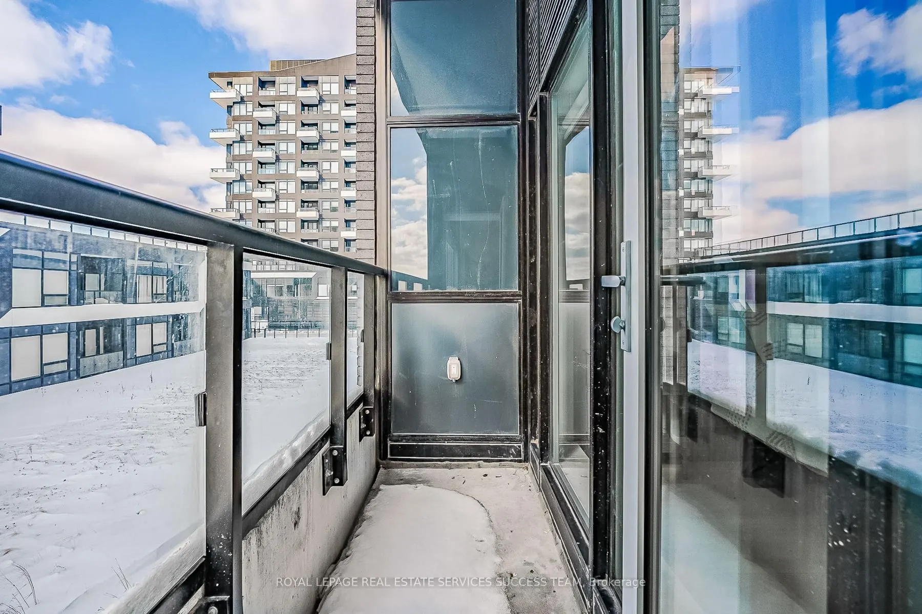 2485 Taunton Road, #447