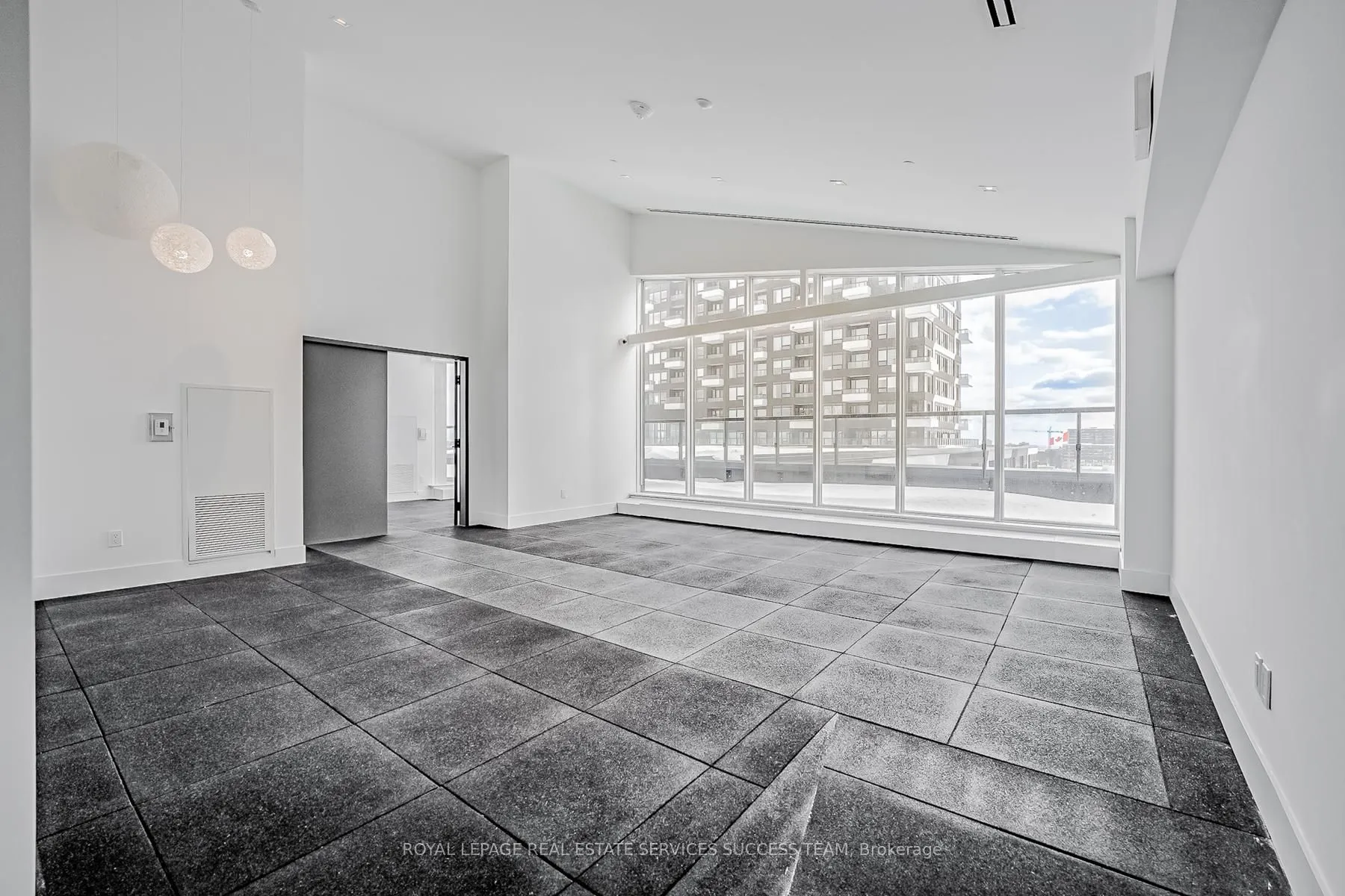 2485 Taunton Road, #447