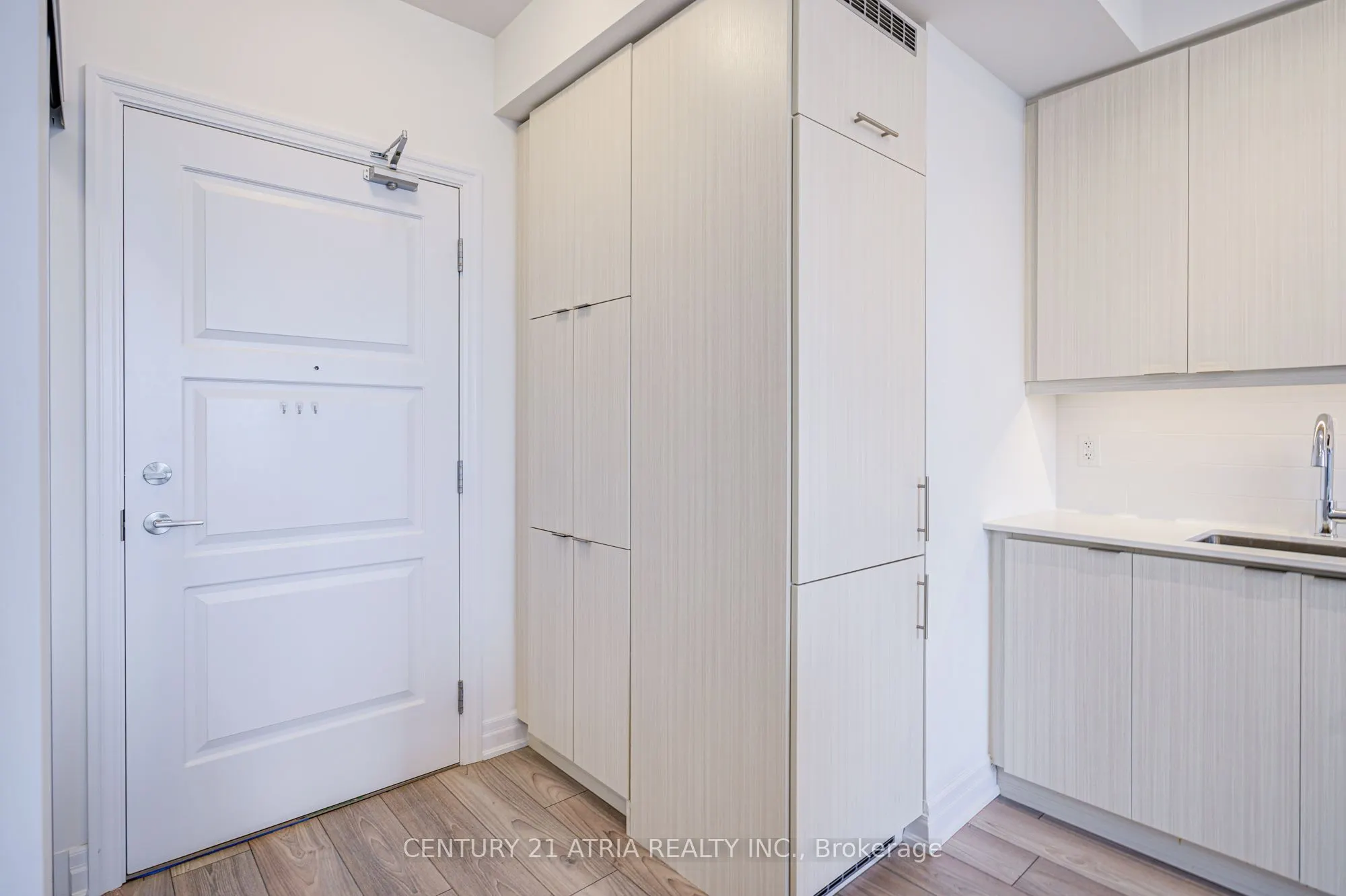 36 Elm Drive W, #2701