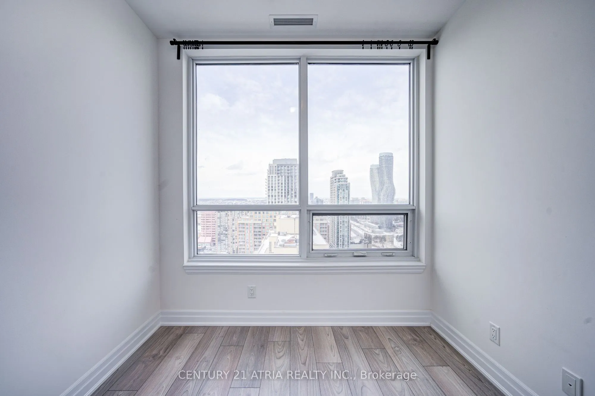 36 Elm Drive W, #2701