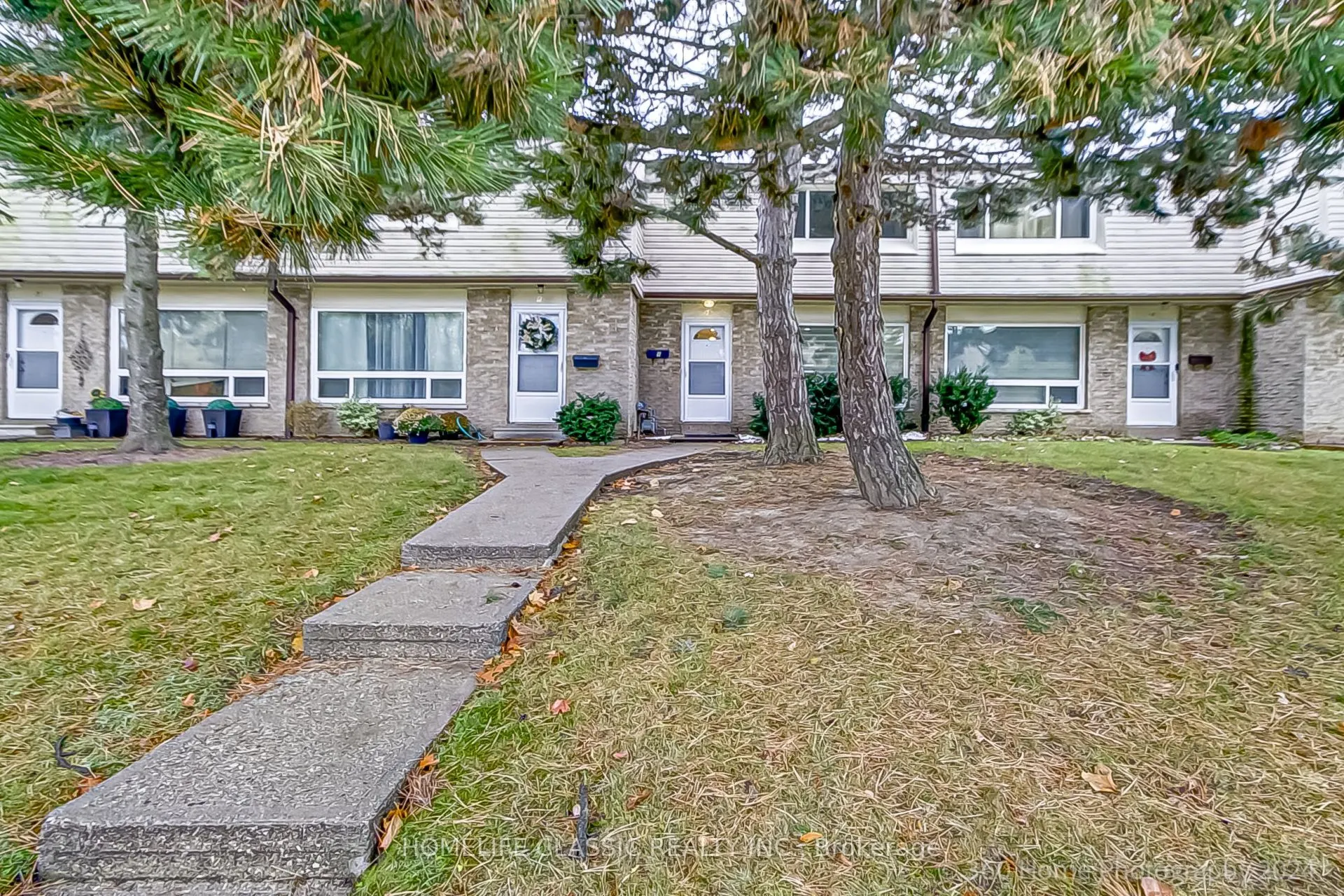 46 Mountainview Road S, #9