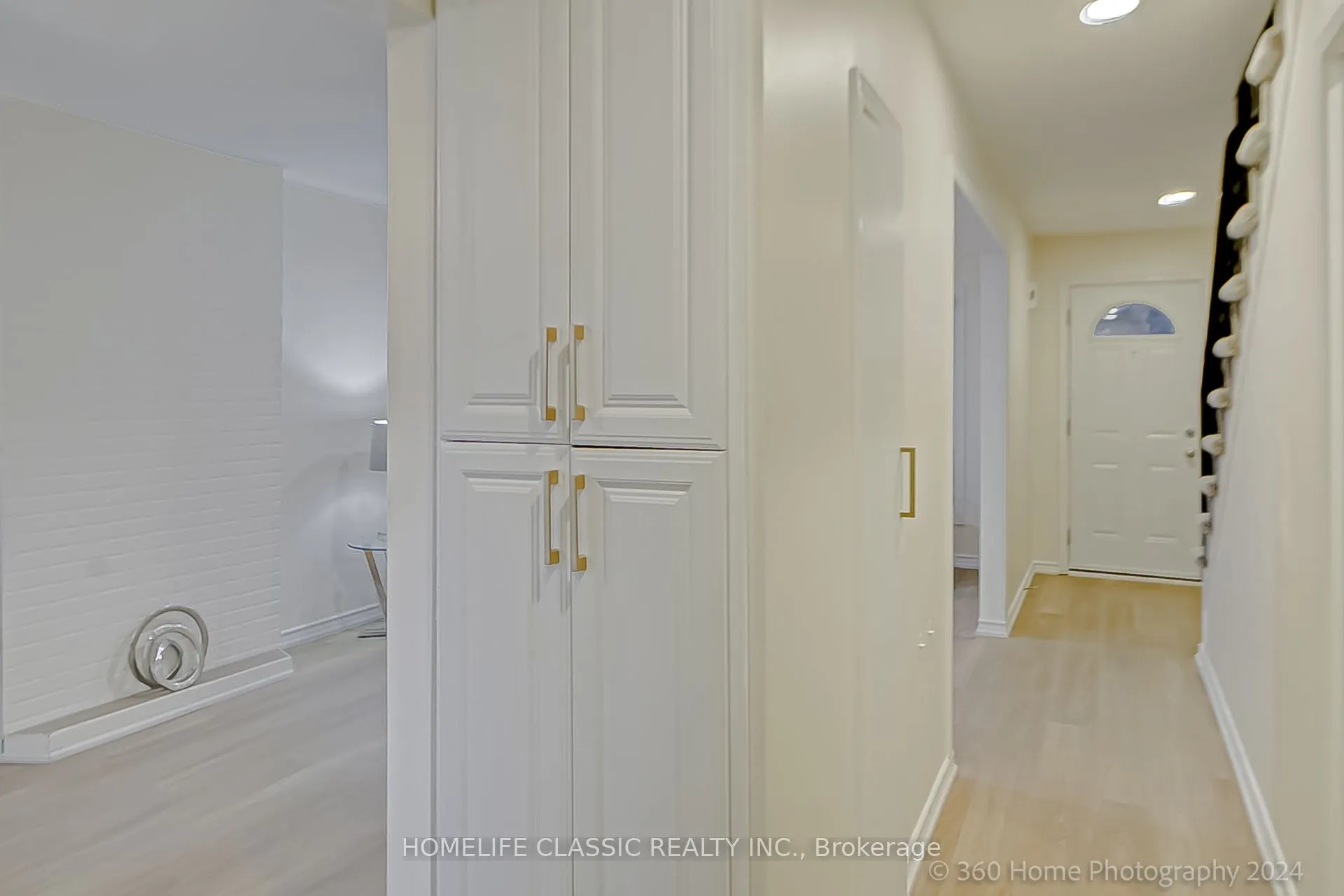 46 Mountainview Road S, #9