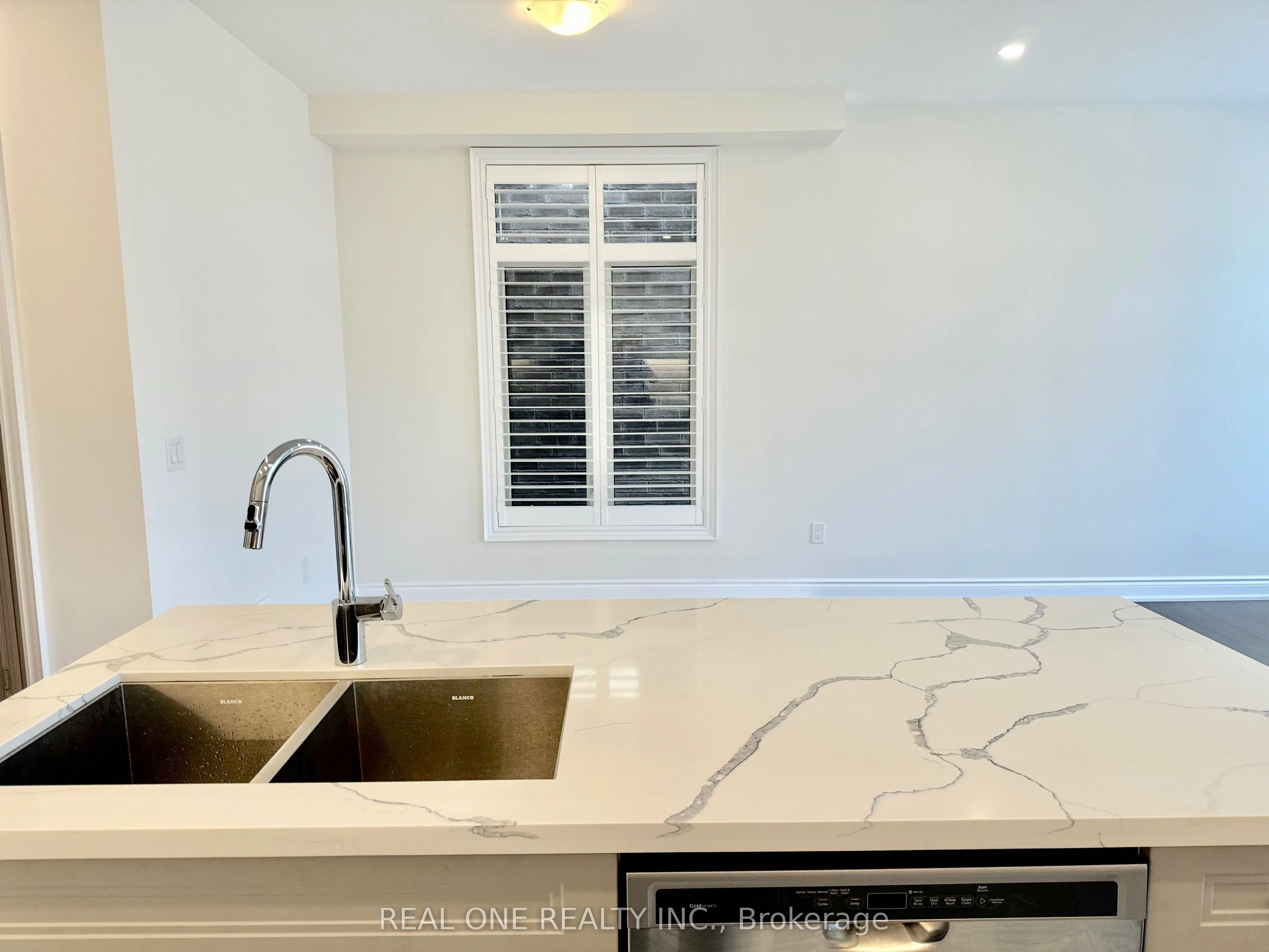 2459 Saw Whet Boulevard