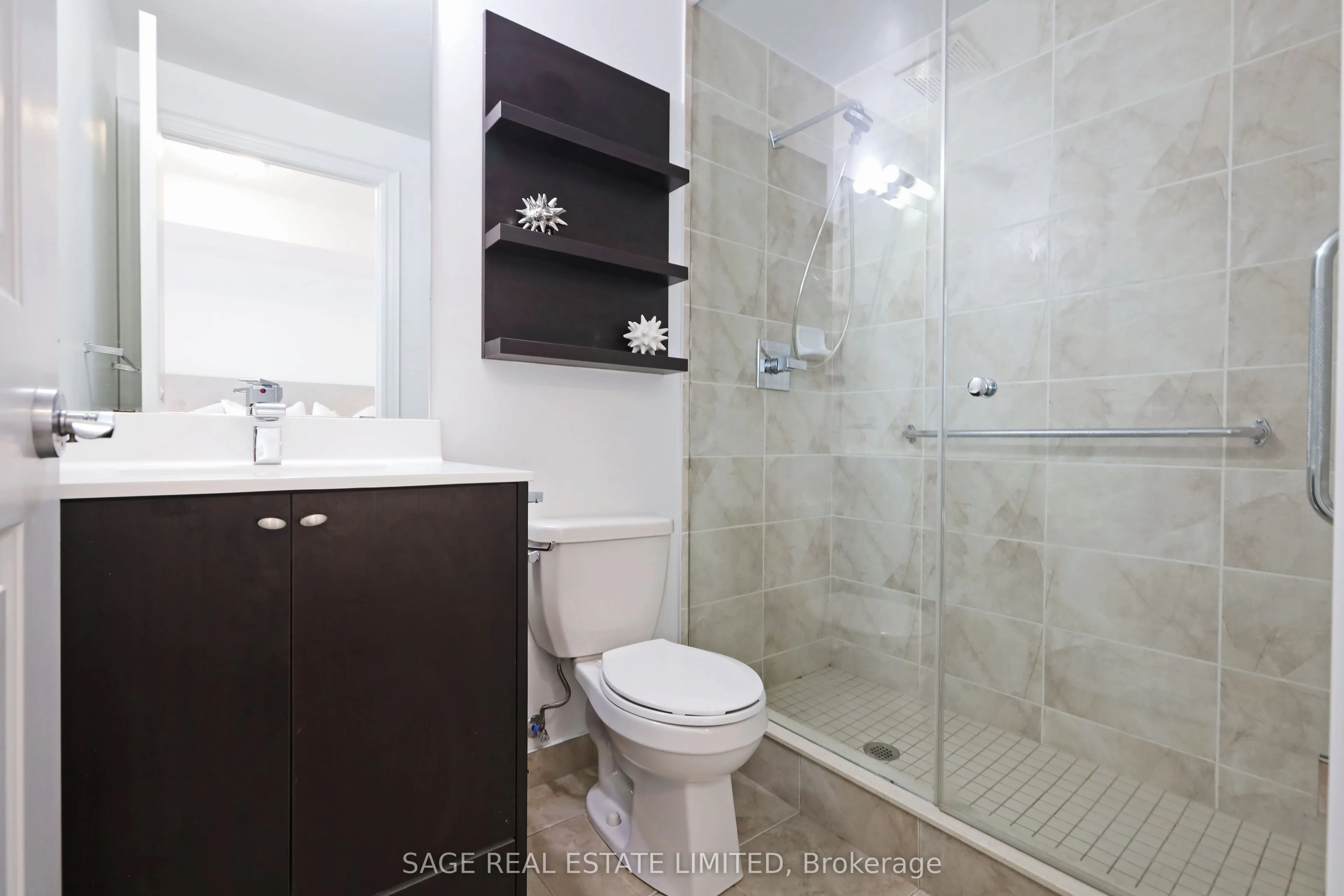 16 Brookers Lane, #409