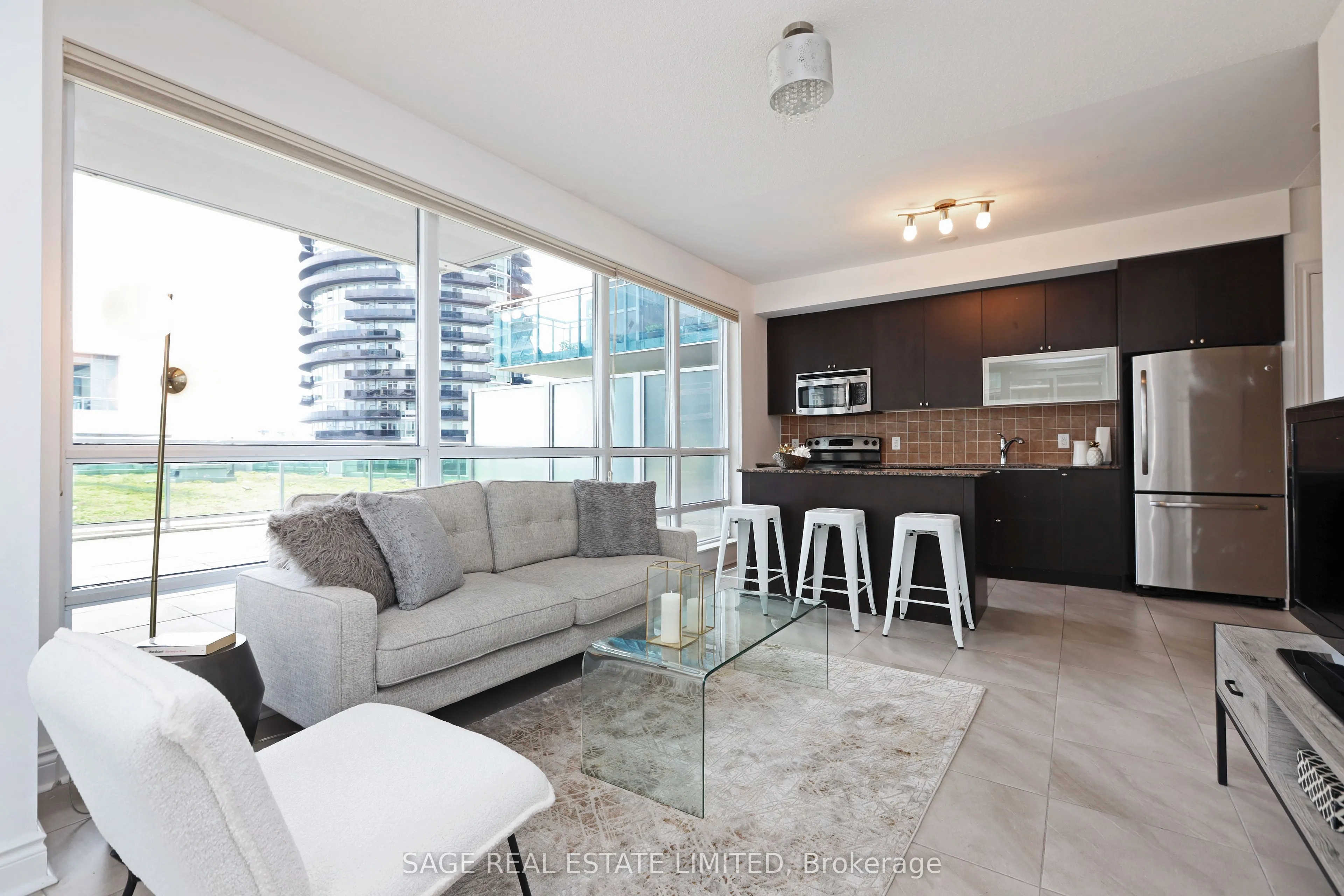 16 Brookers Lane, #409