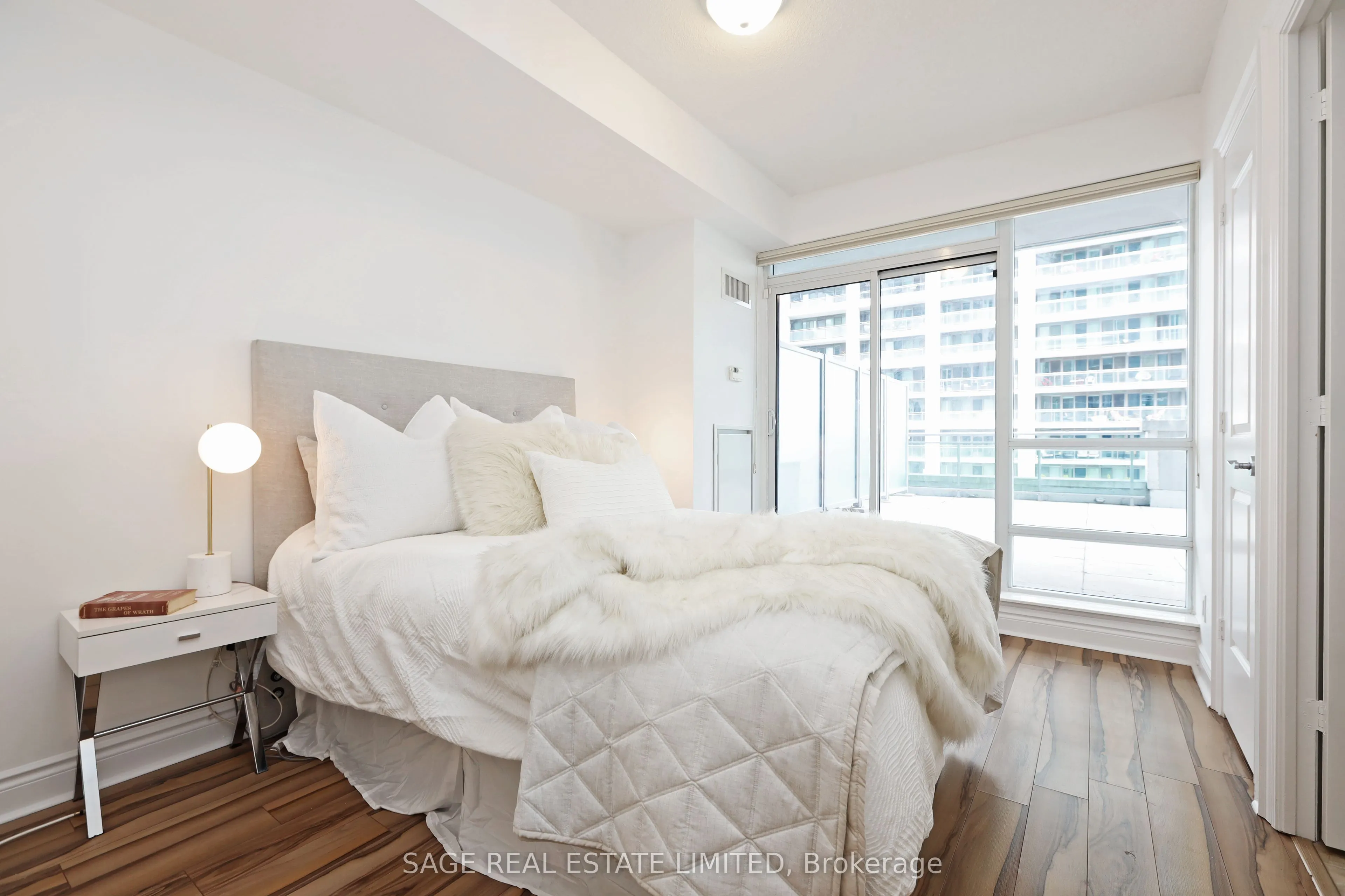 16 Brookers Lane, #409