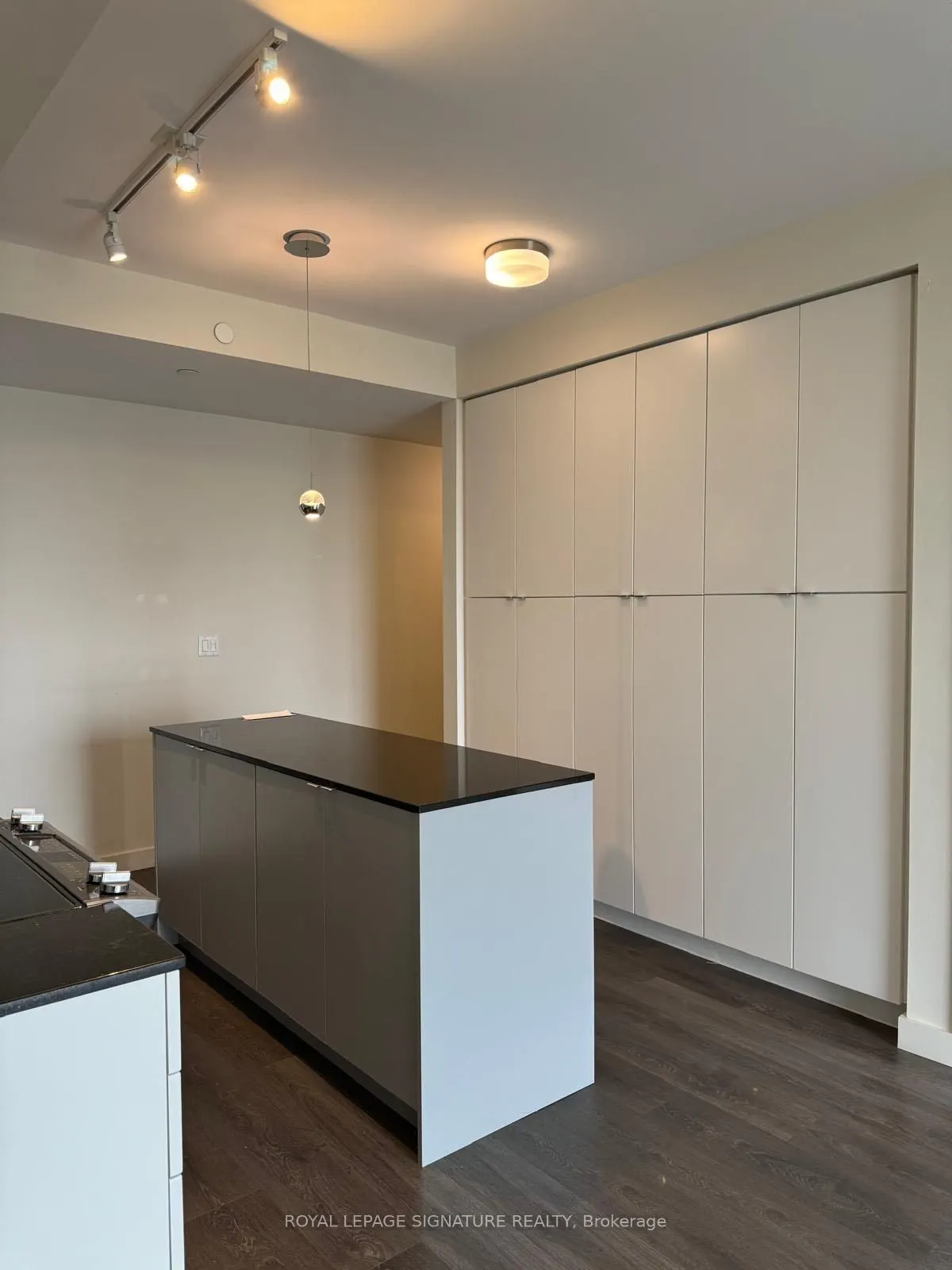 210 Sabina Drive, #320