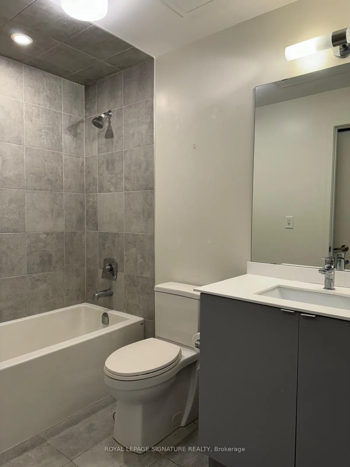 210 Sabina Drive, #320
