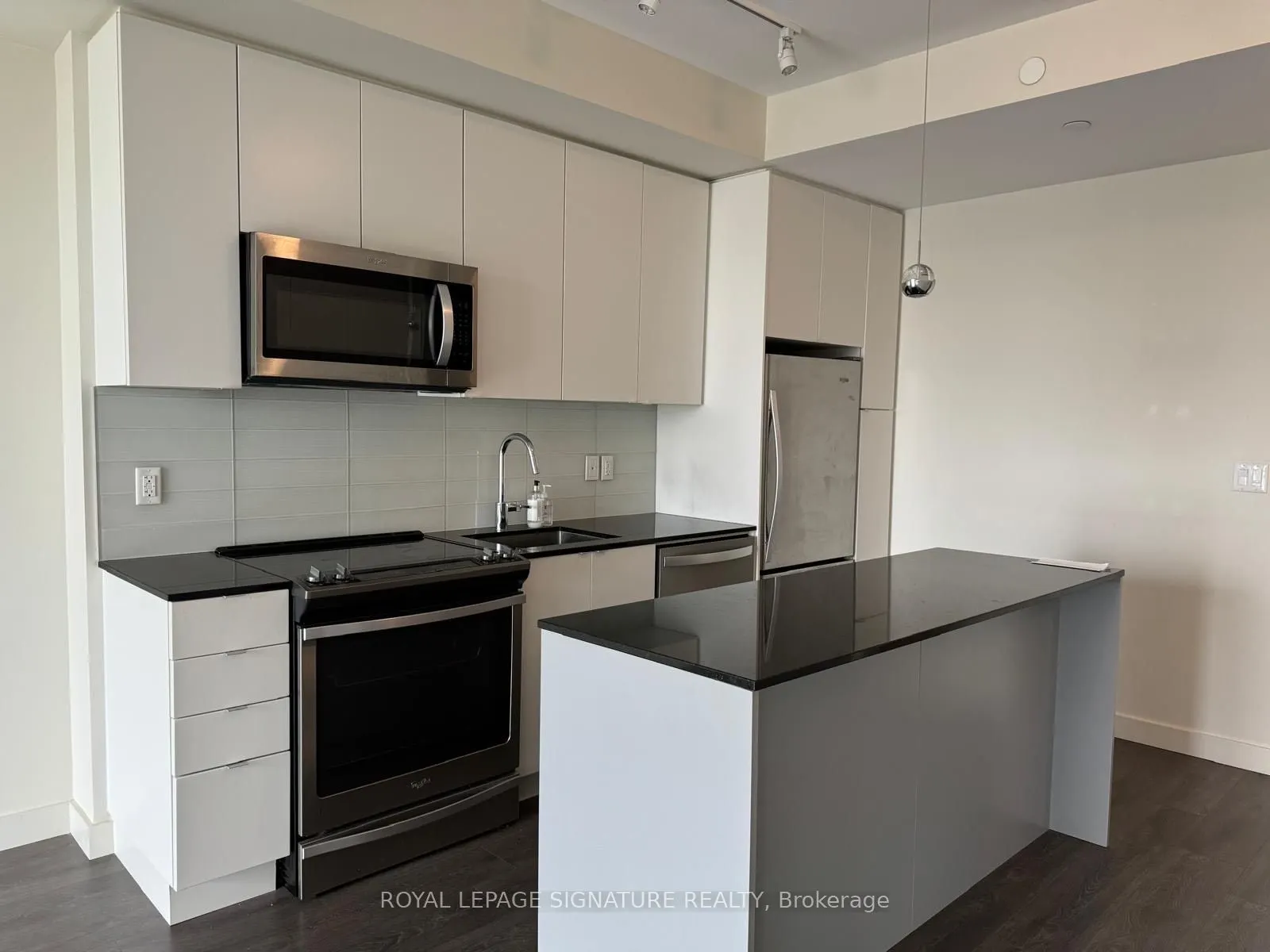 210 Sabina Drive, #320