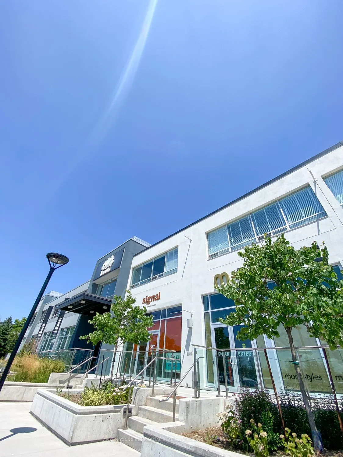 1400 Castlefield Avenue, #101