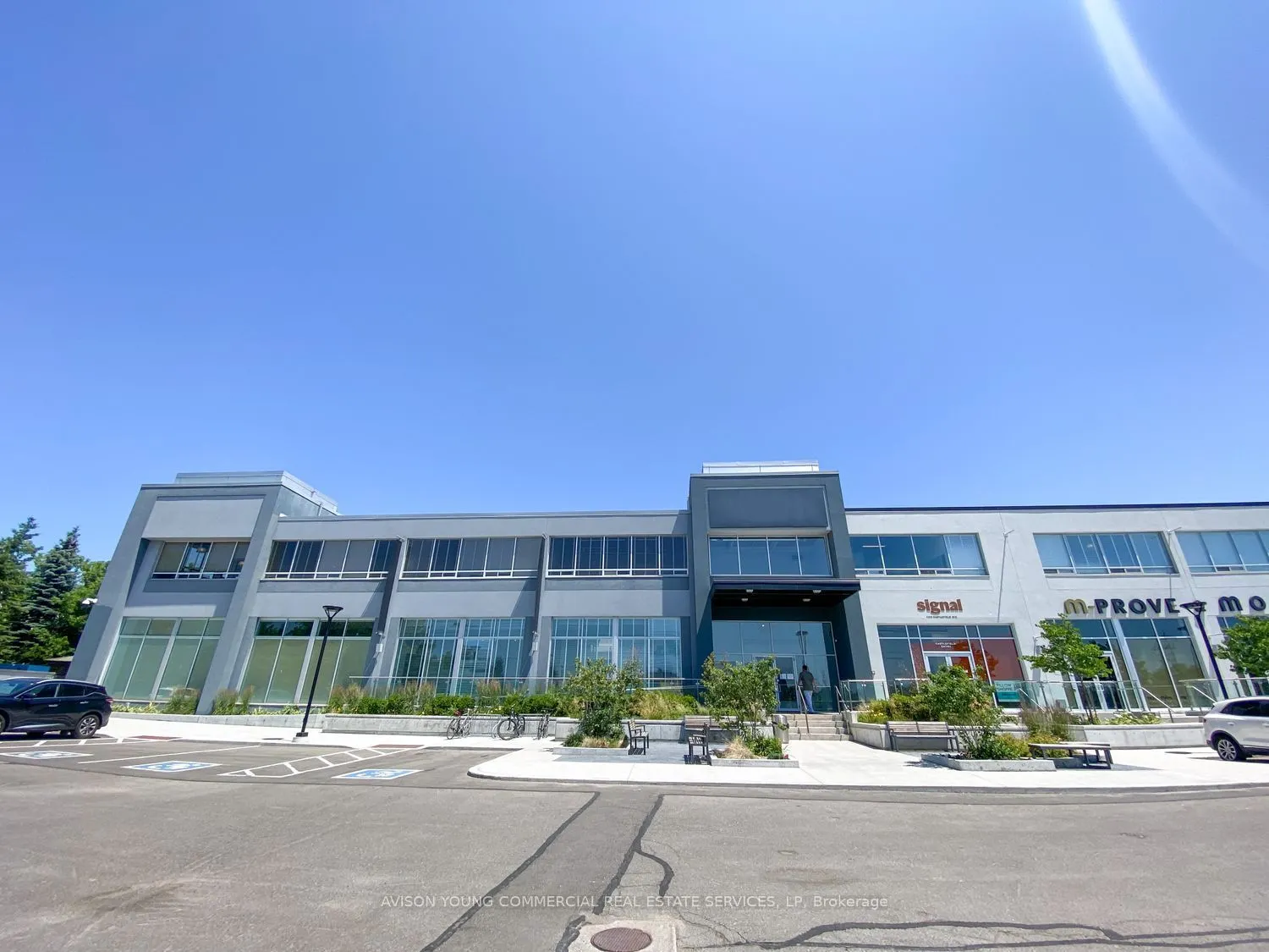 1400 Castlefield Avenue, #101