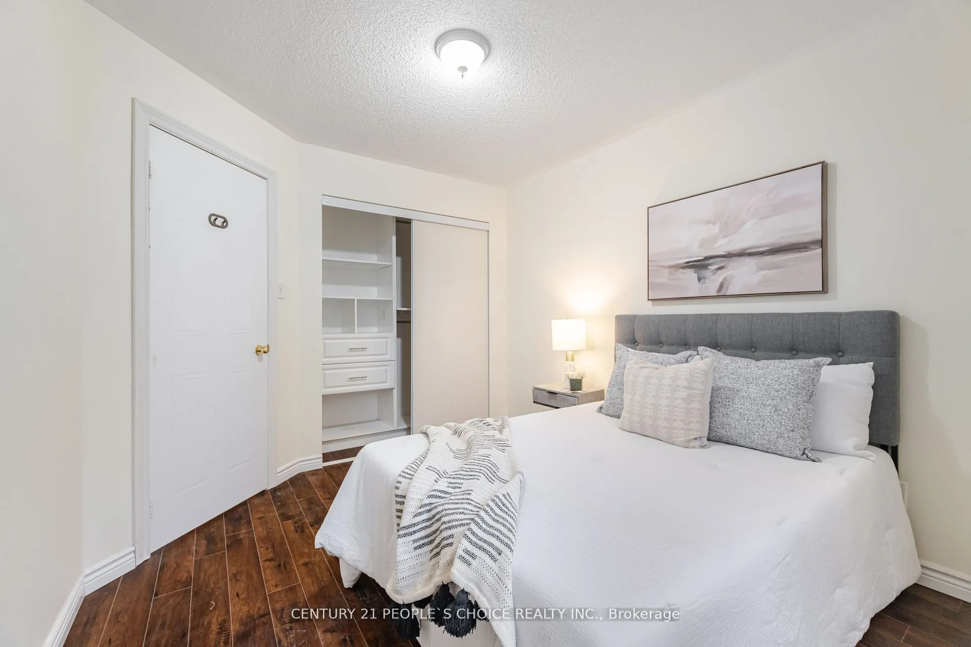 5950 Glen Erin Drive, #12