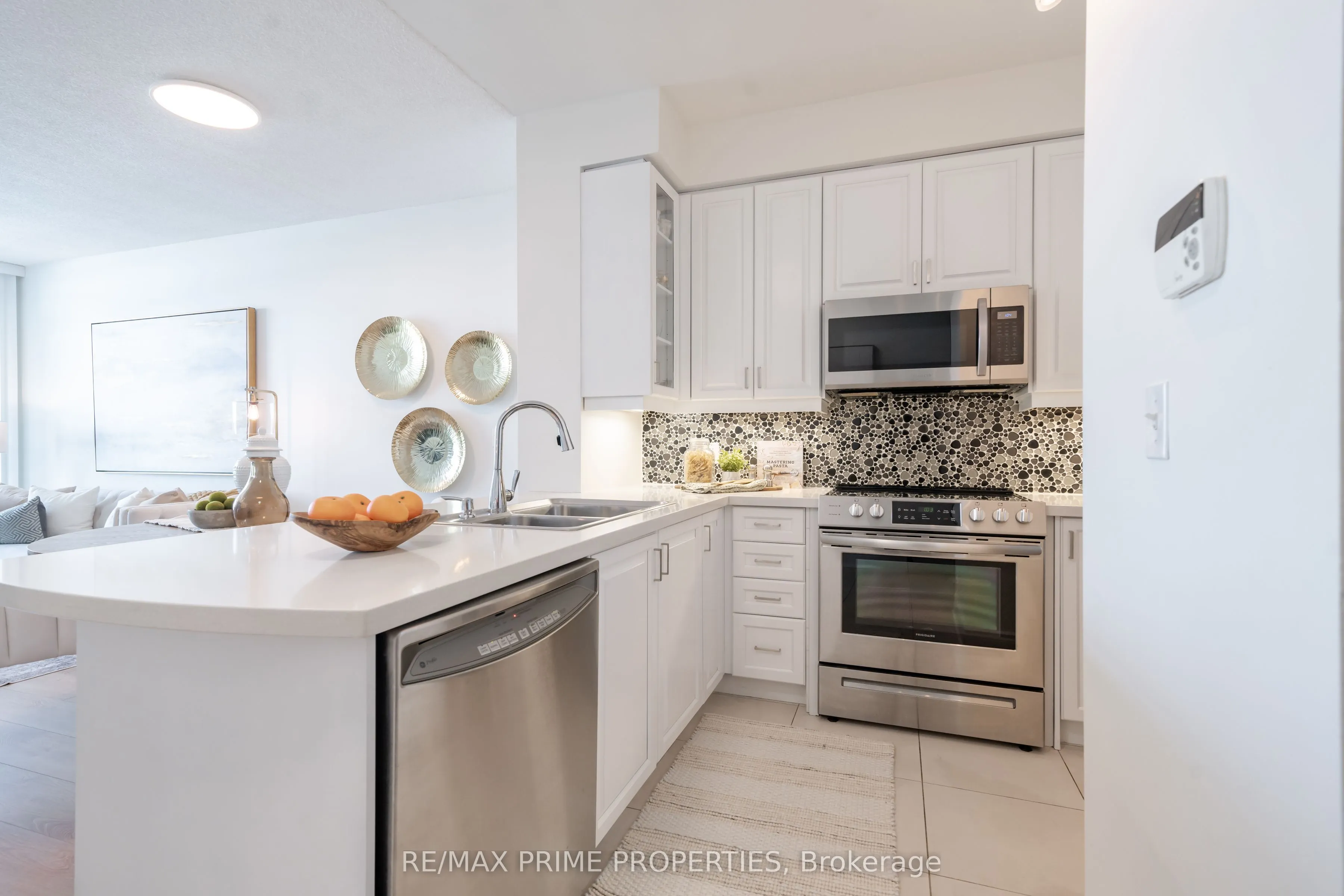 1900 Lake Shore Boulevard W, #1407