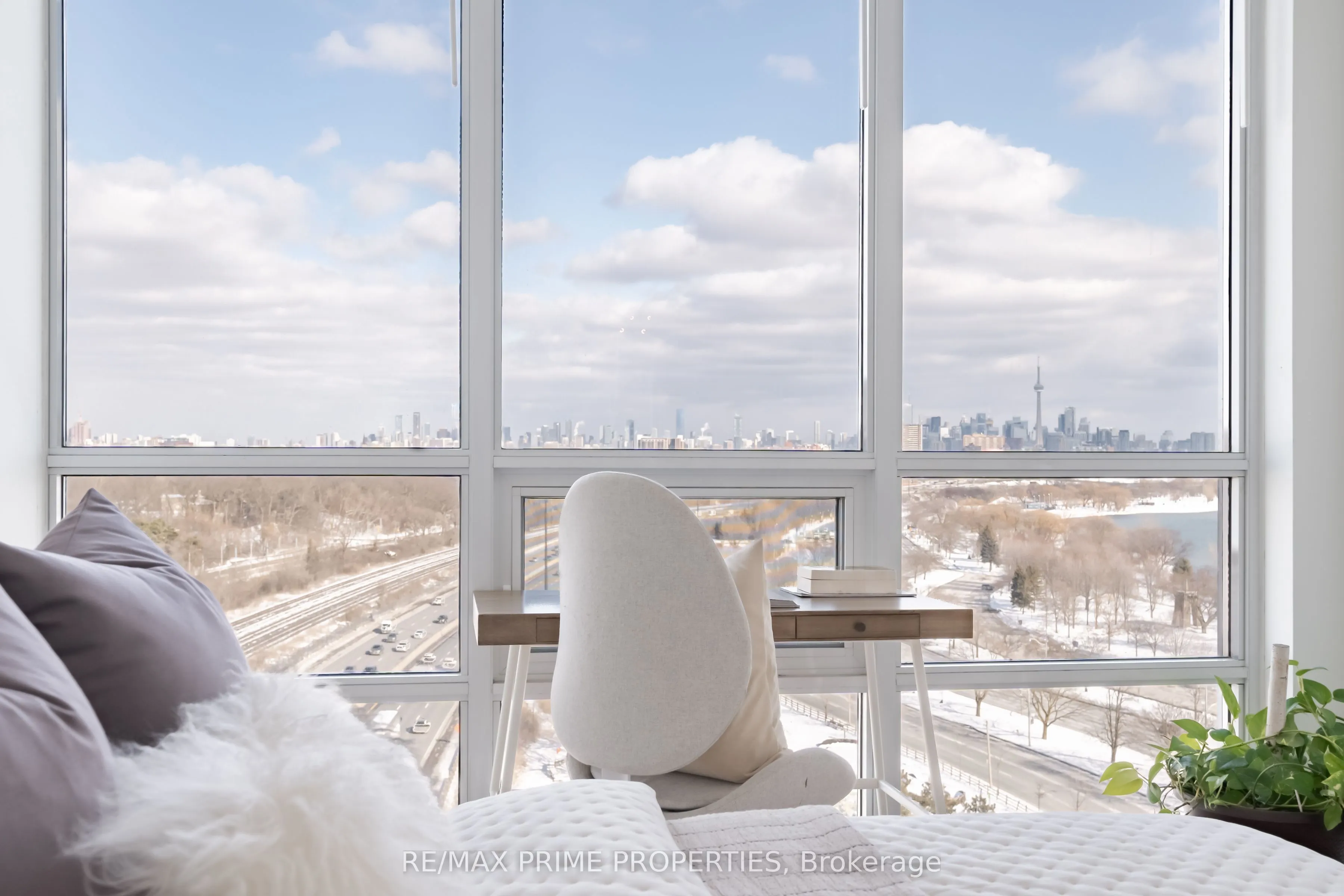 1900 Lake Shore Boulevard W, #1407