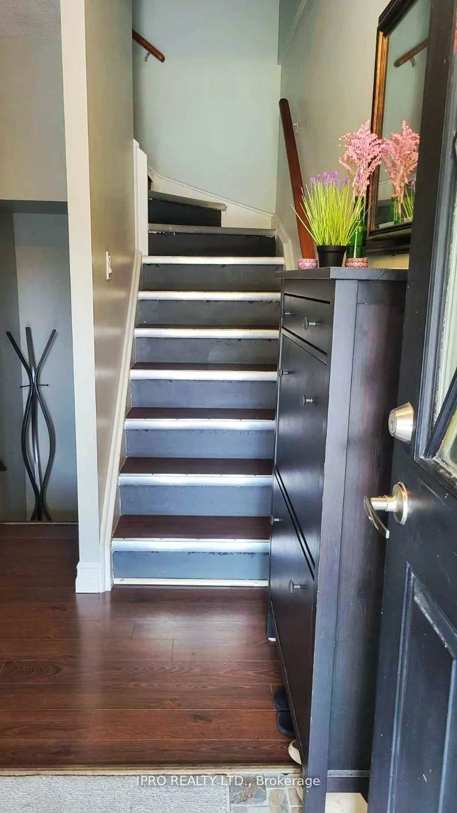 1000 Cedarglen Gate, #520