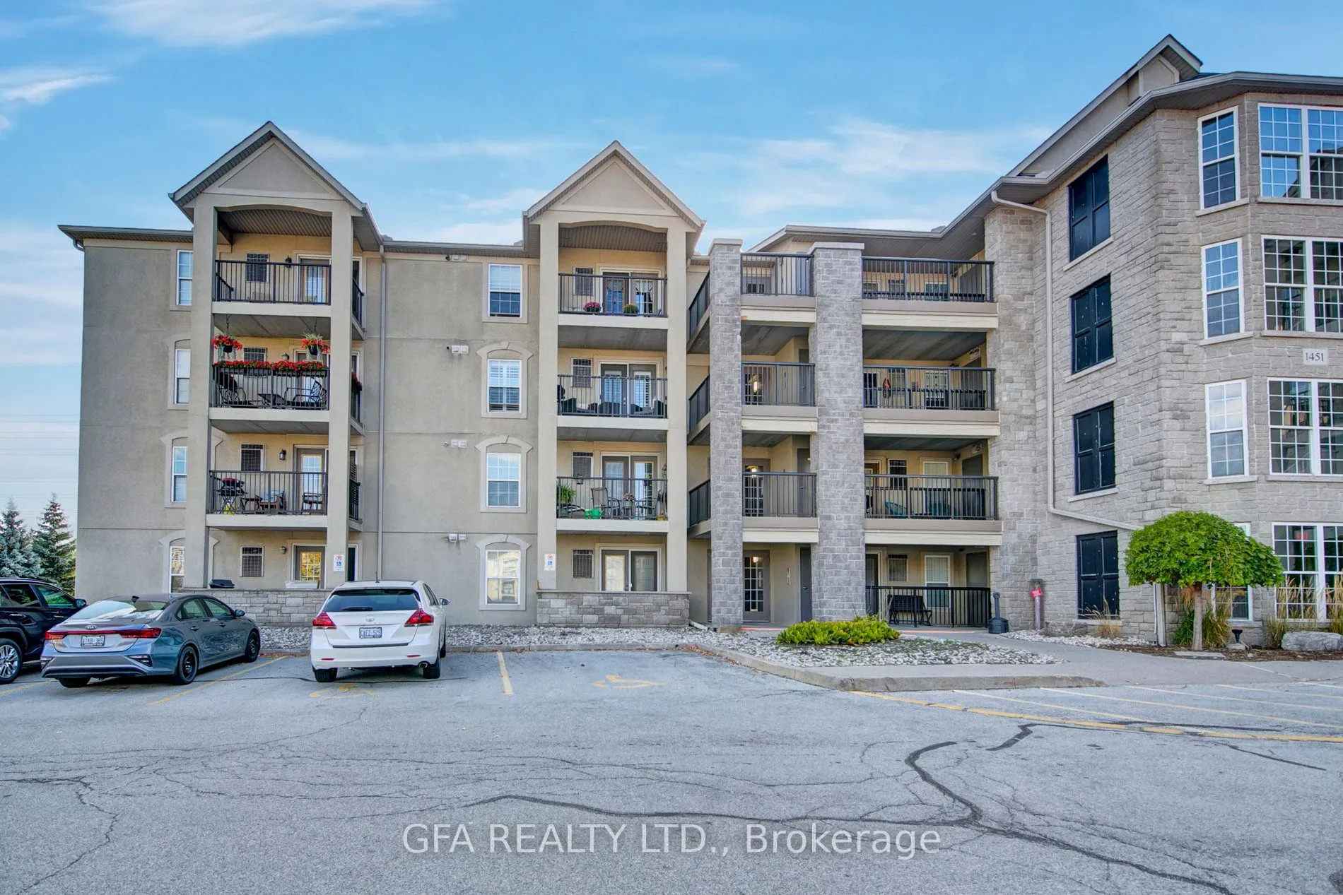 1451 Walkers Line, #201