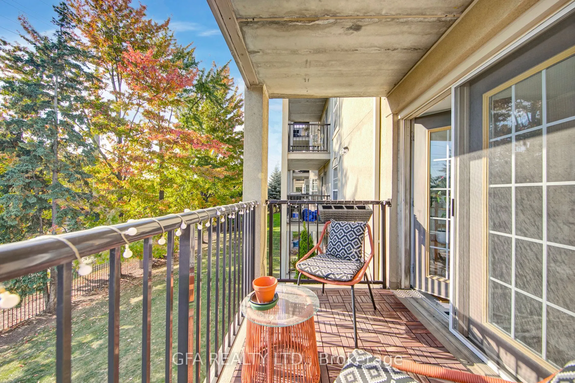 1451 Walkers Line, #201