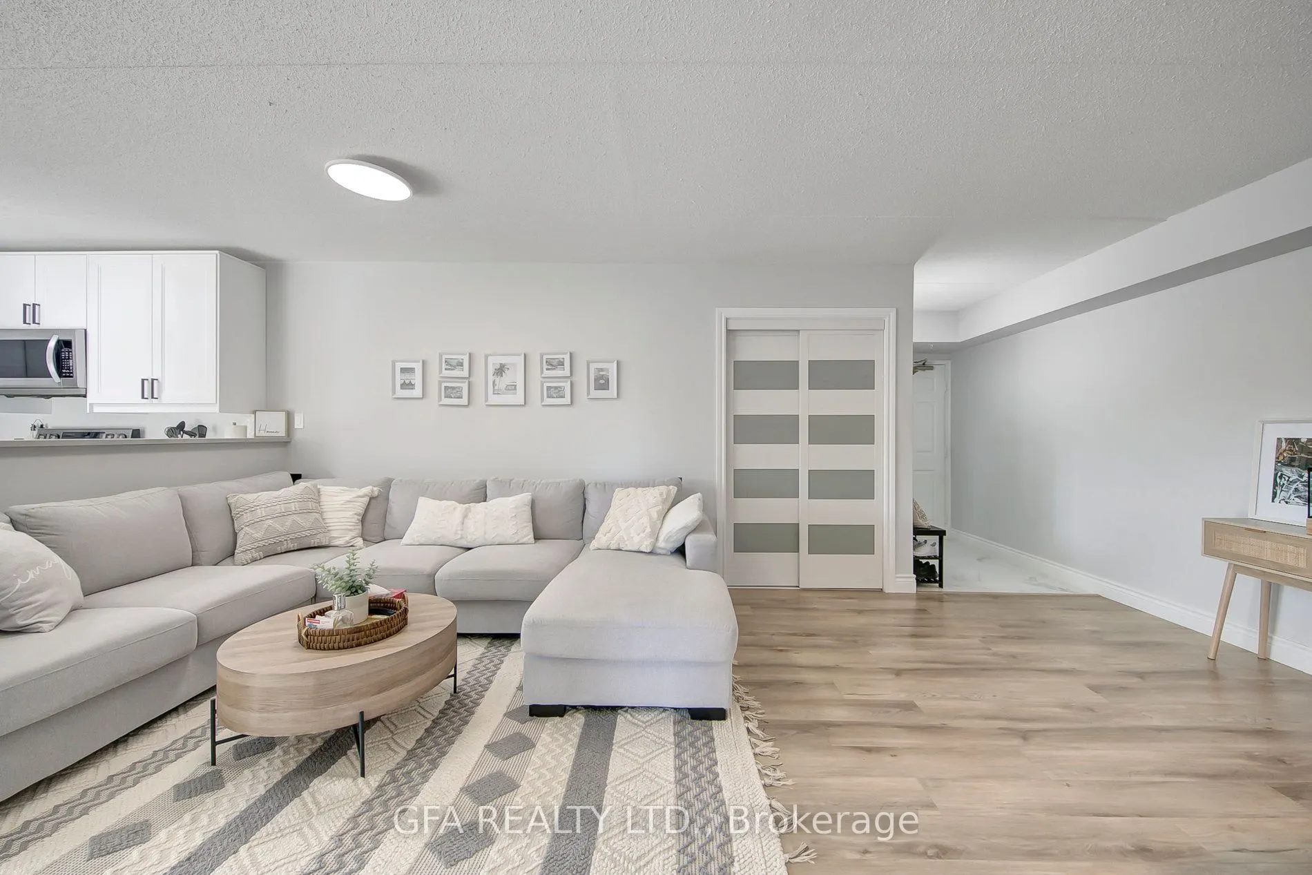 1451 Walkers Line, #201