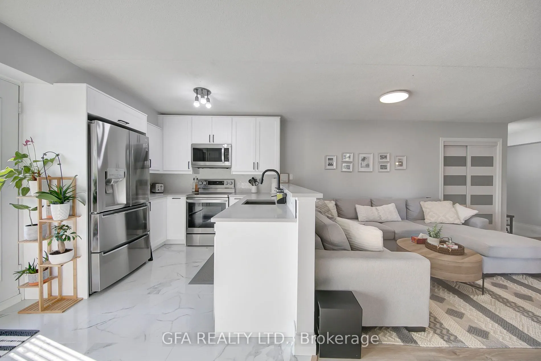 1451 Walkers Line, #201