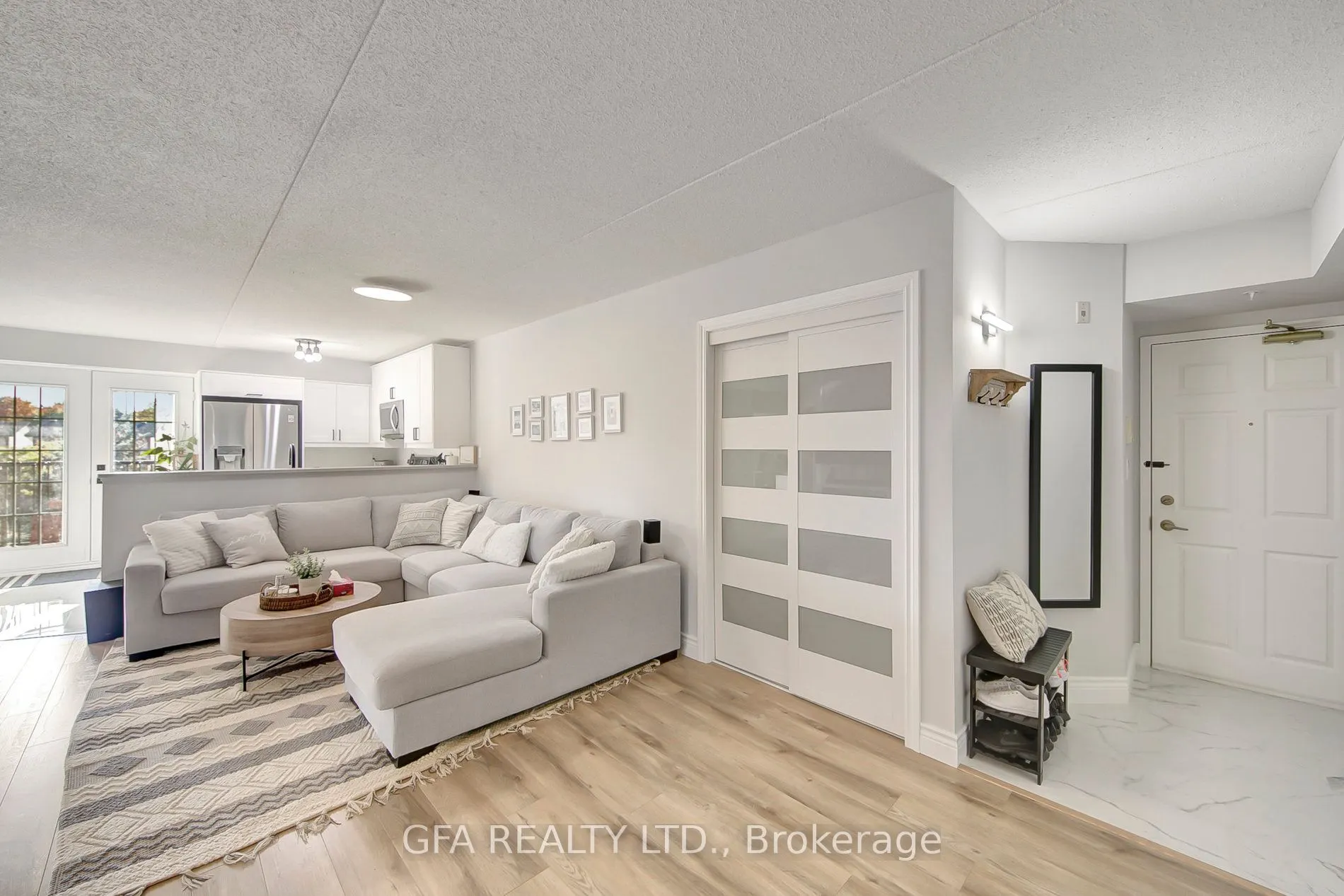 1451 Walkers Line, #201
