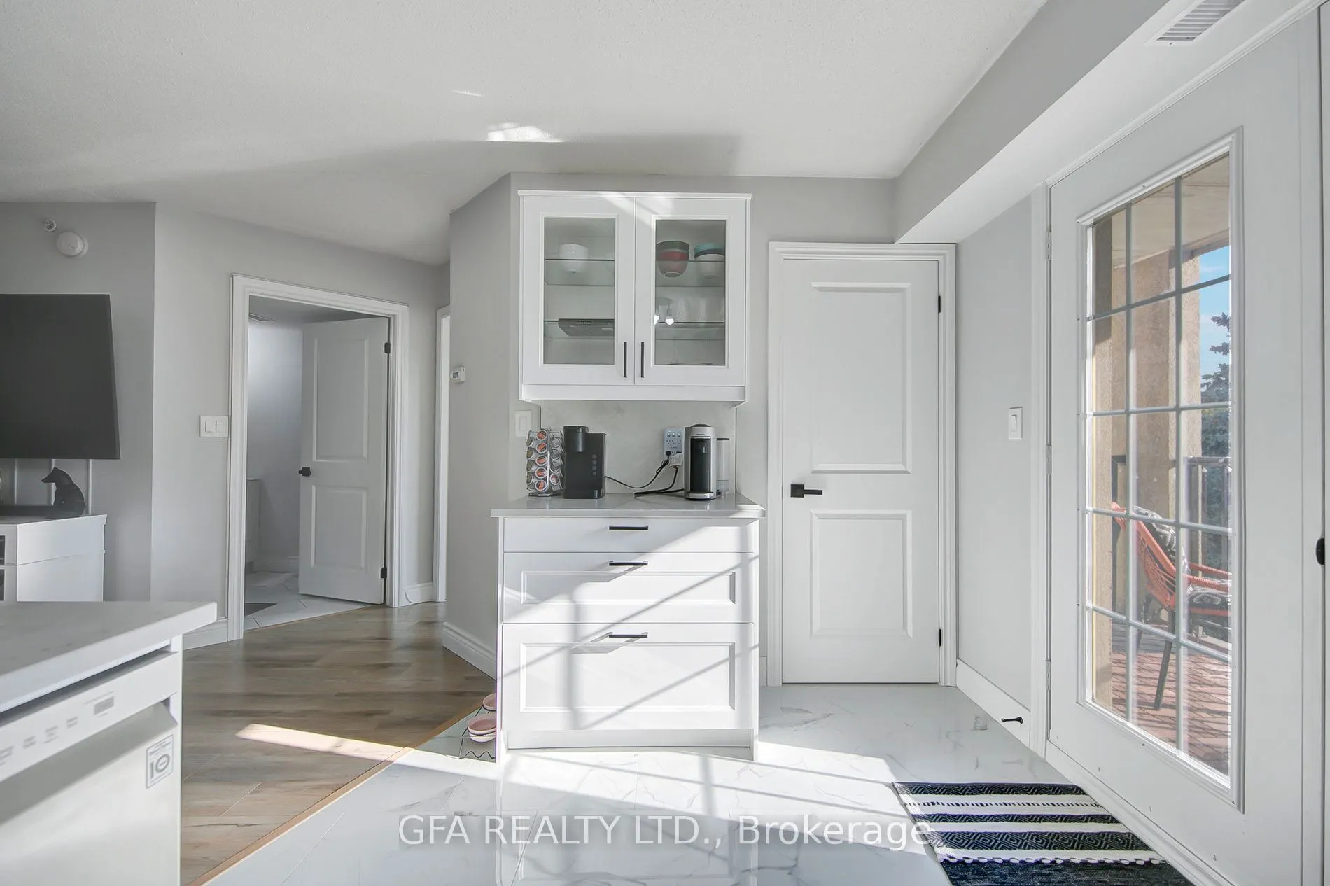 1451 Walkers Line, #201