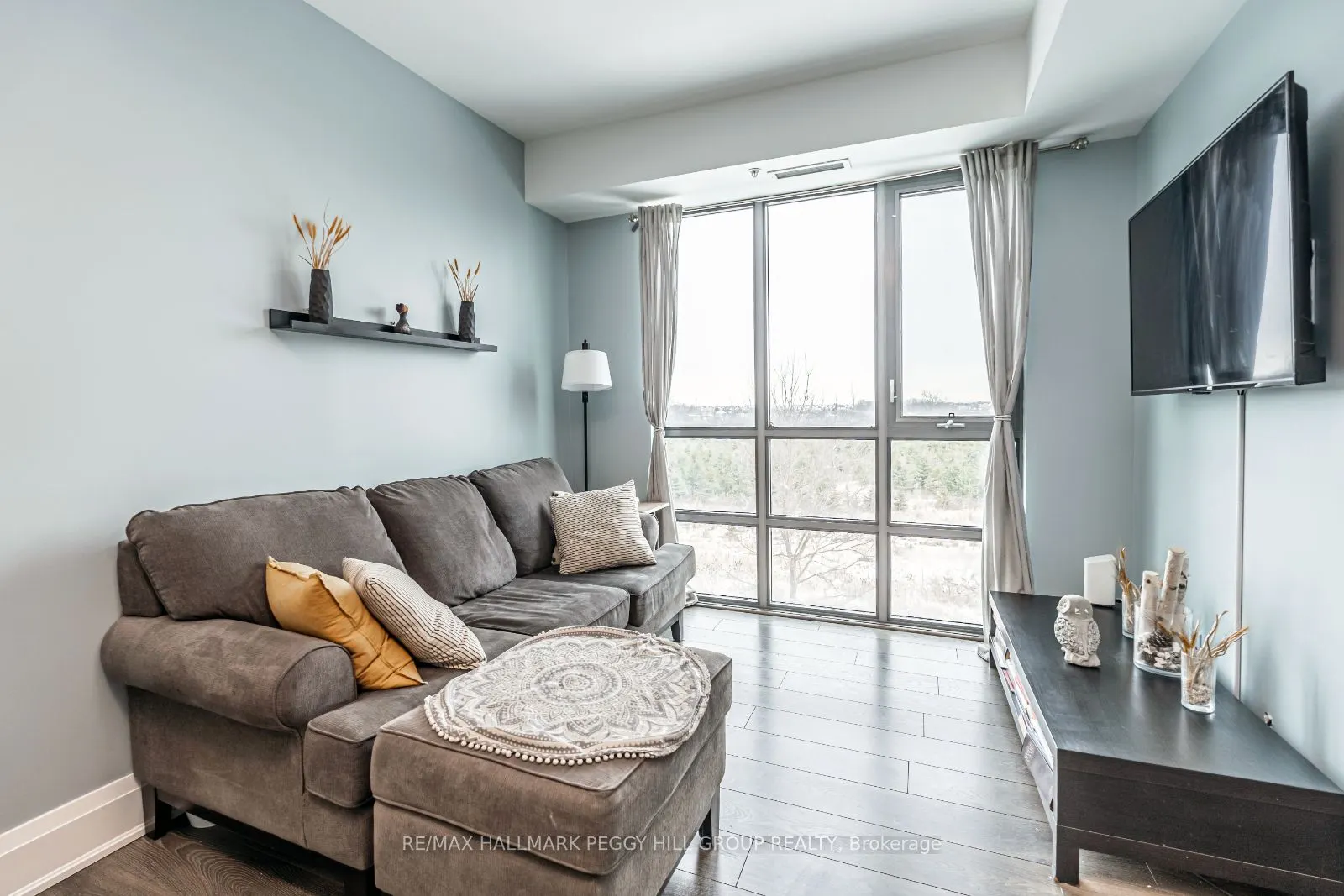 45 Yorkland Boulevard, #206
