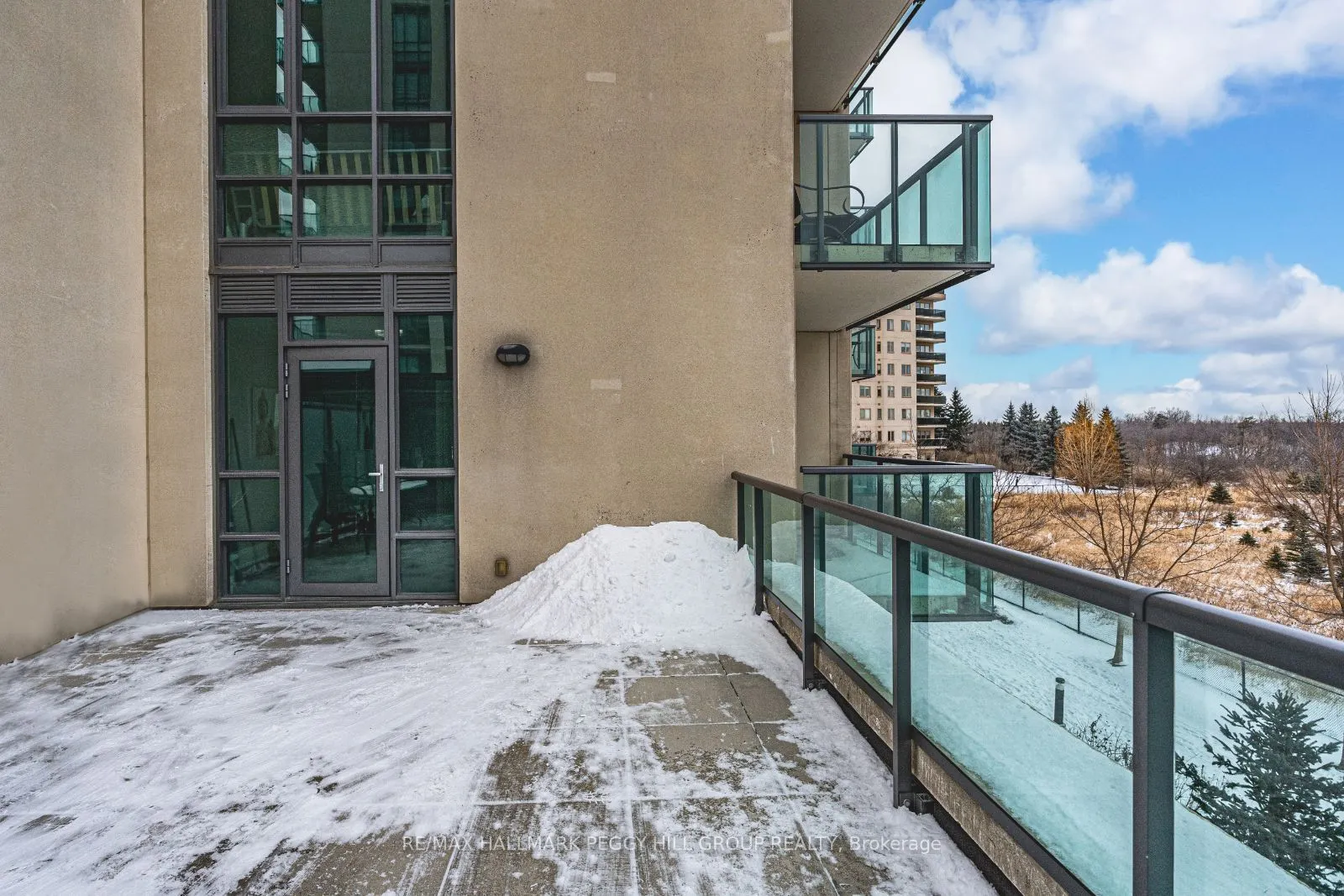 45 Yorkland Boulevard, #206