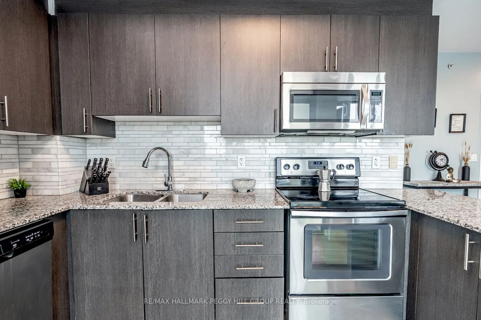 45 Yorkland Boulevard, #206