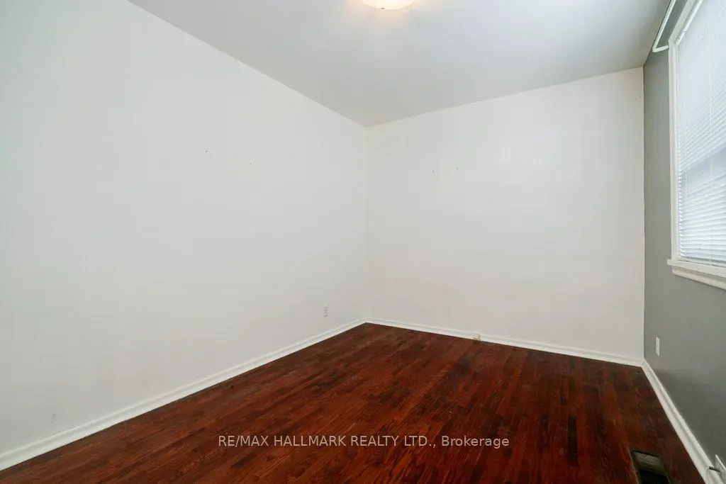 1 Marblehead Road