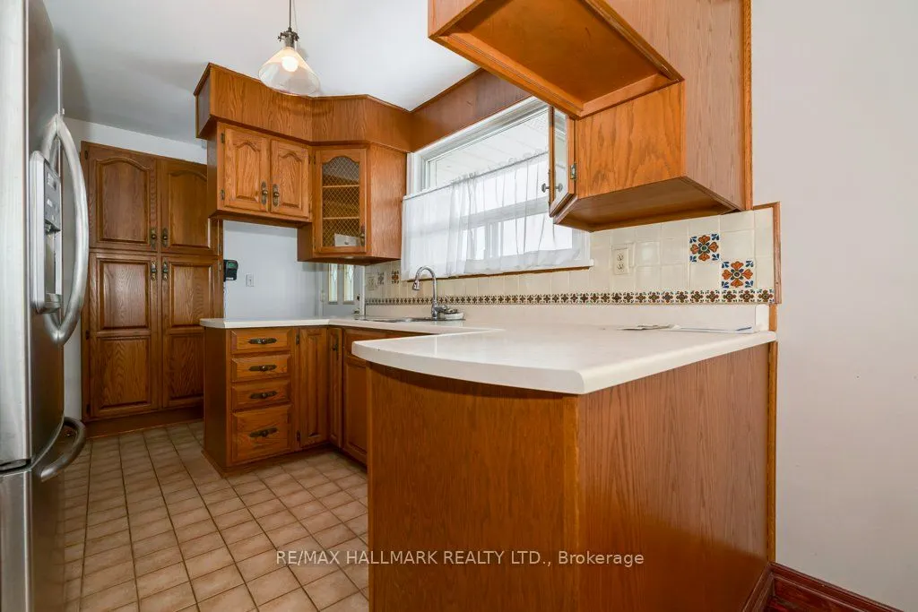 1 Marblehead Road