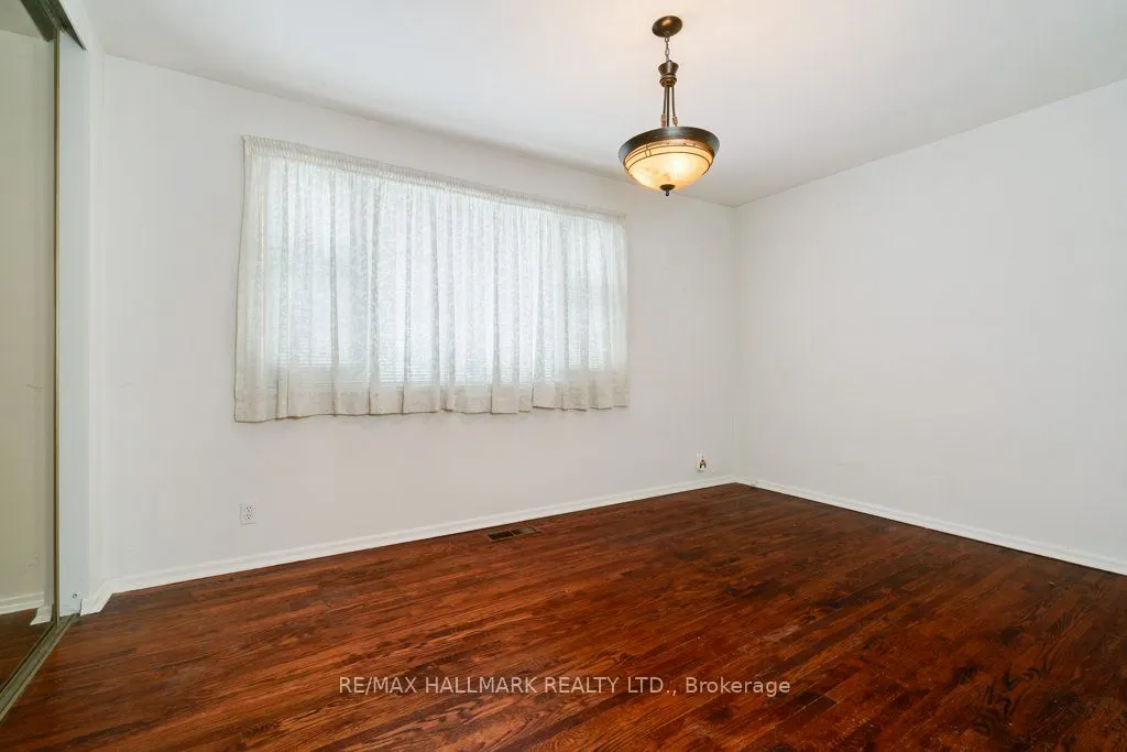 1 Marblehead Road