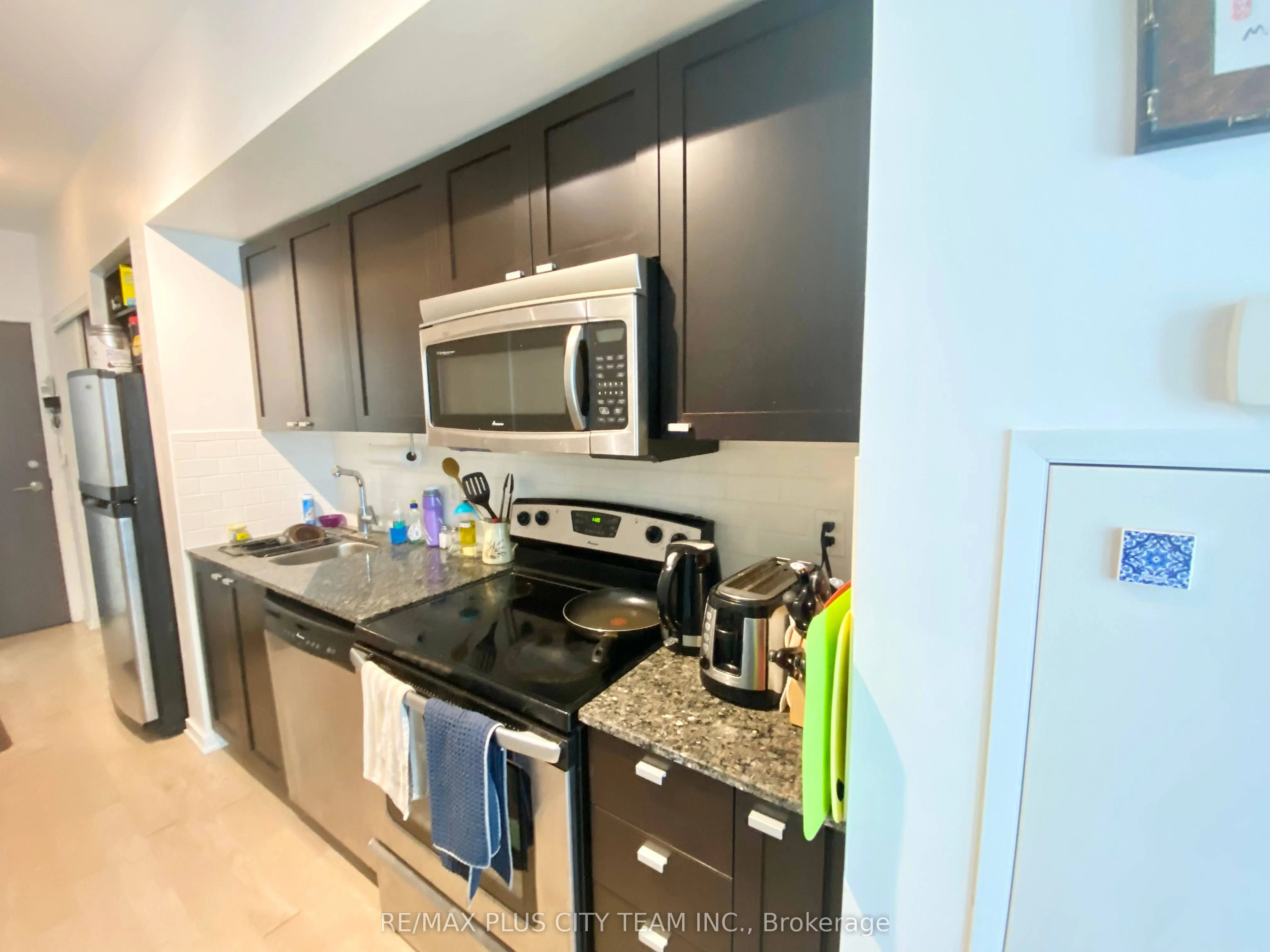 103 The Queensway, #506