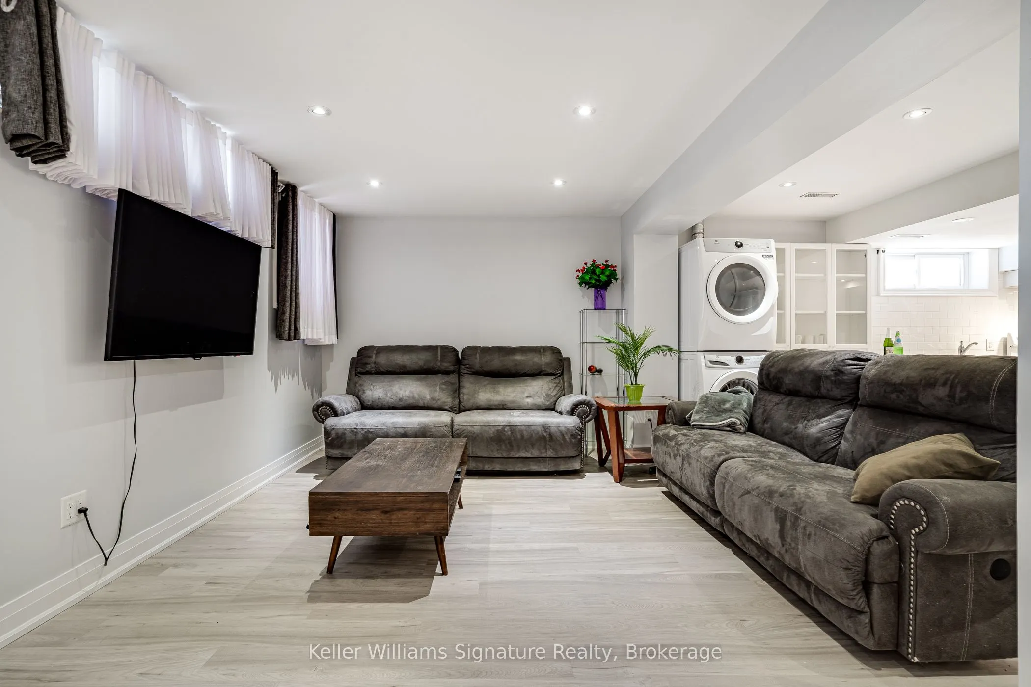 1519 Ballantrae Drive