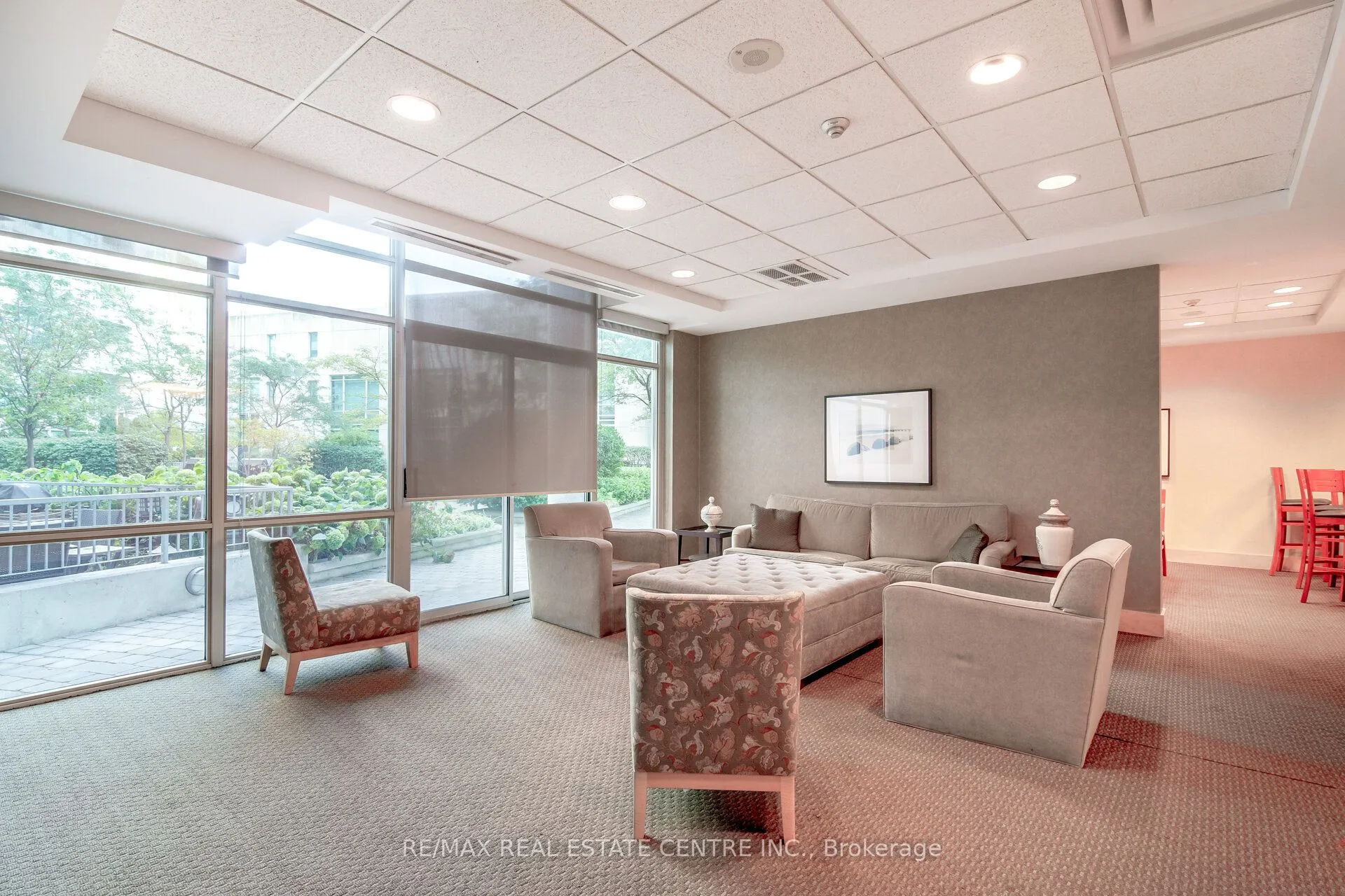 5 Marine Parade Drive #911