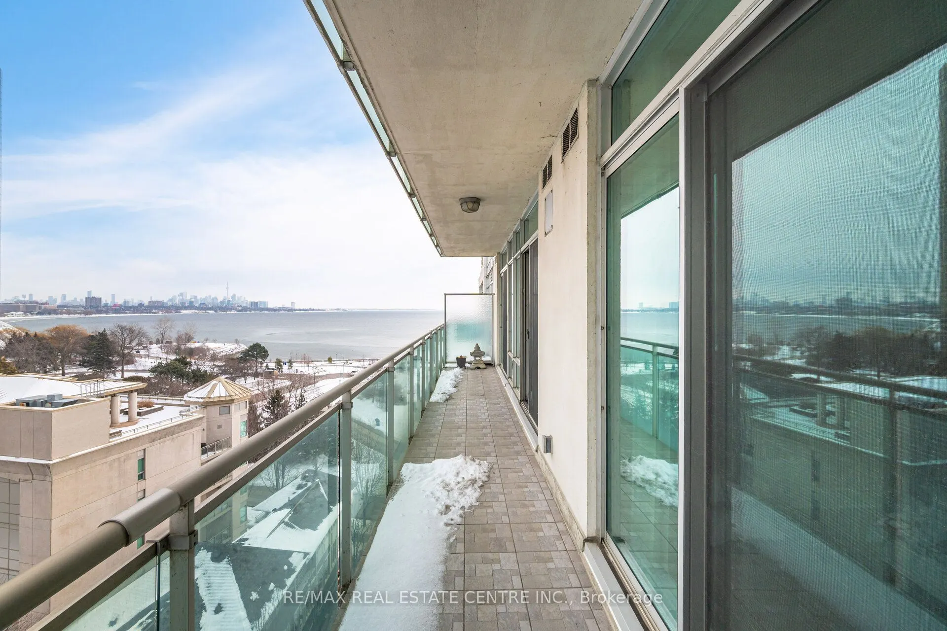 5 Marine Parade Drive #911