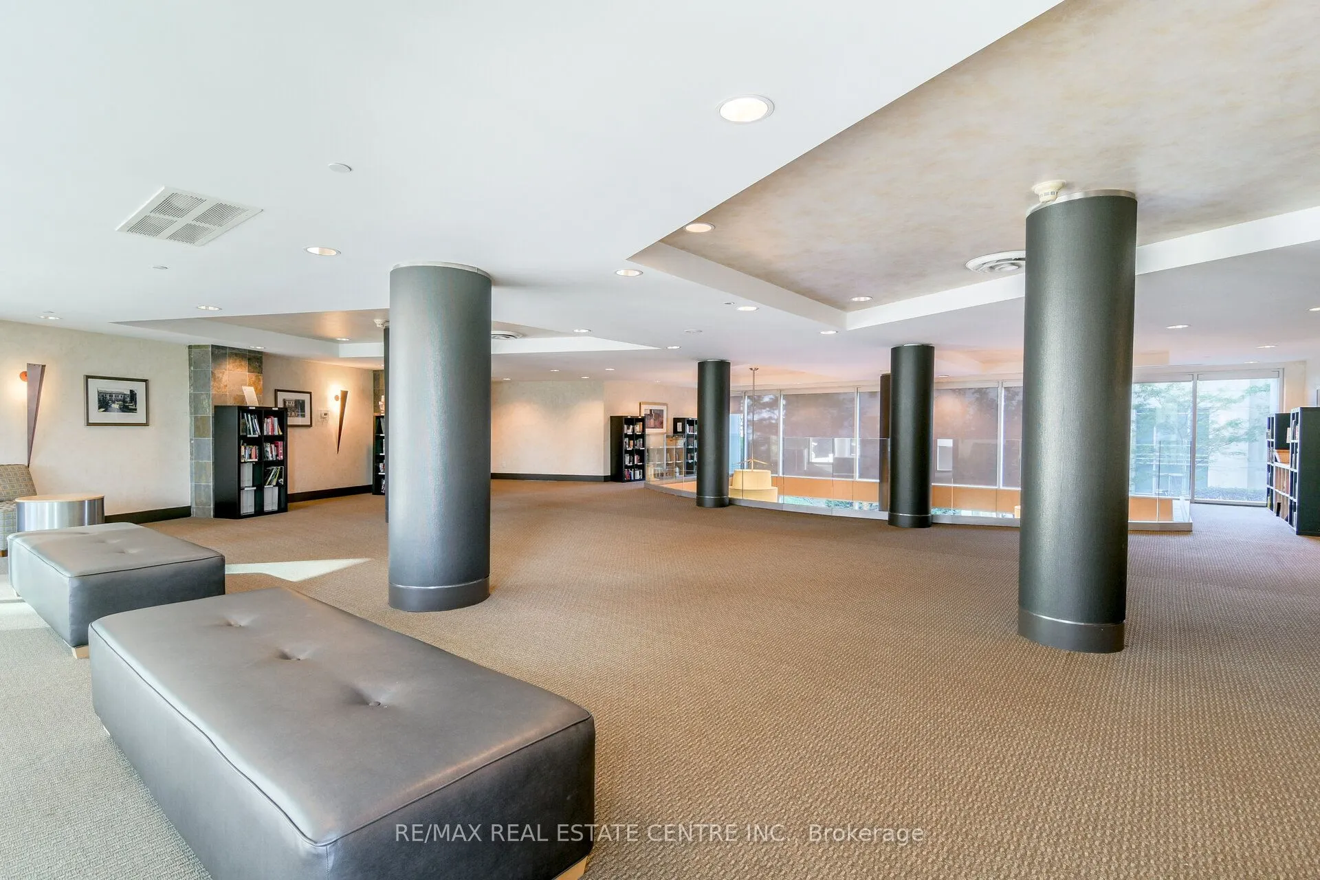 5 Marine Parade Drive #911