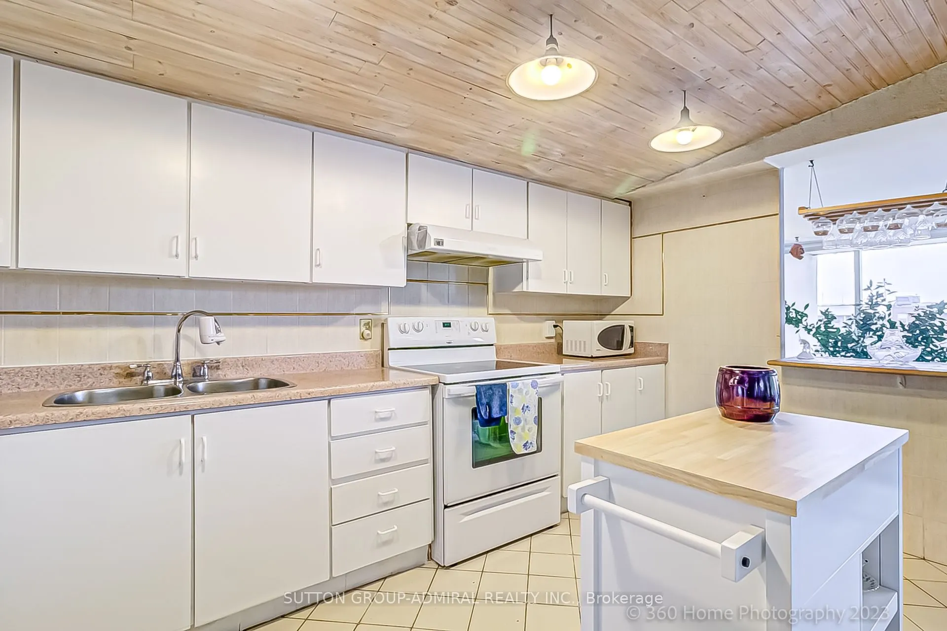 9 Four Winds Drive, #1113