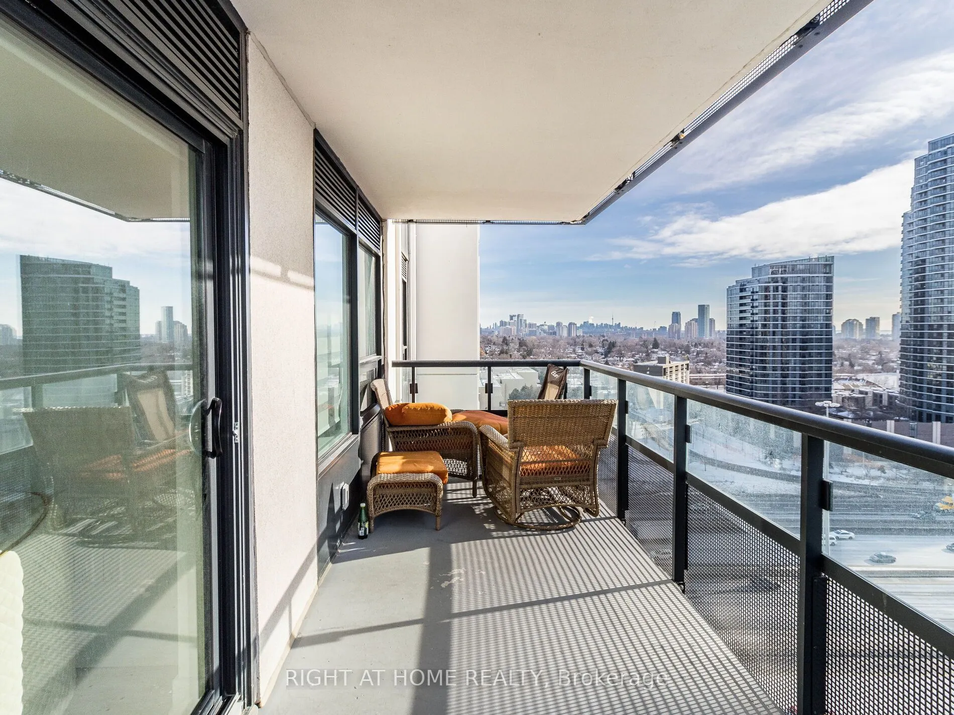 10 Eva Road, #1401