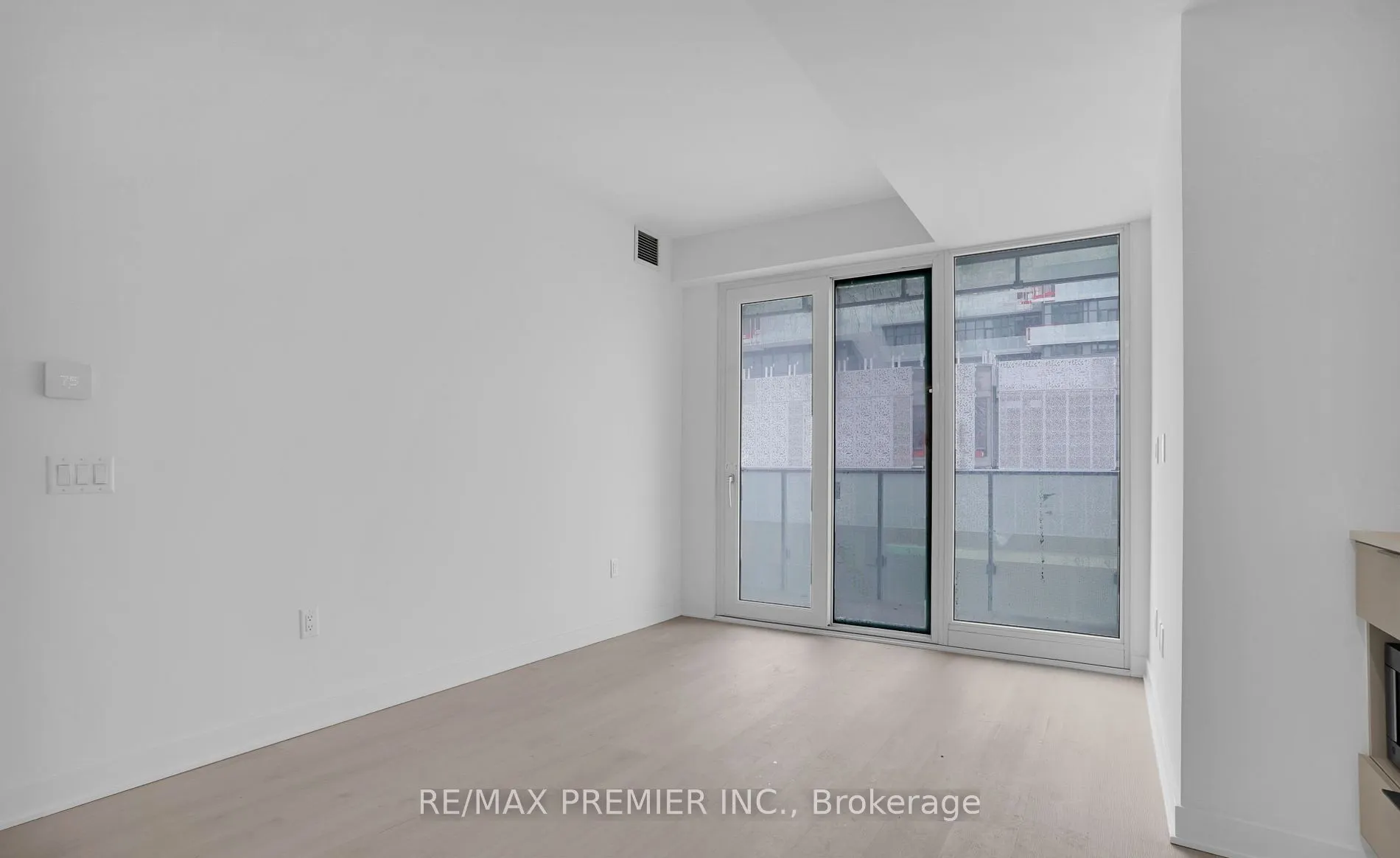 3900 Confederation Parkway #225