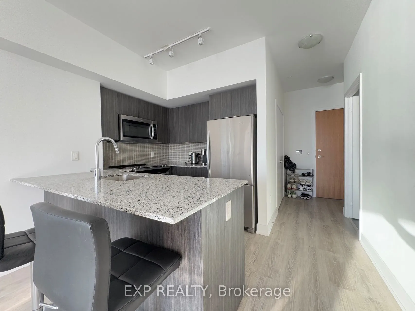 20 Shore Breeze Drive, #2808